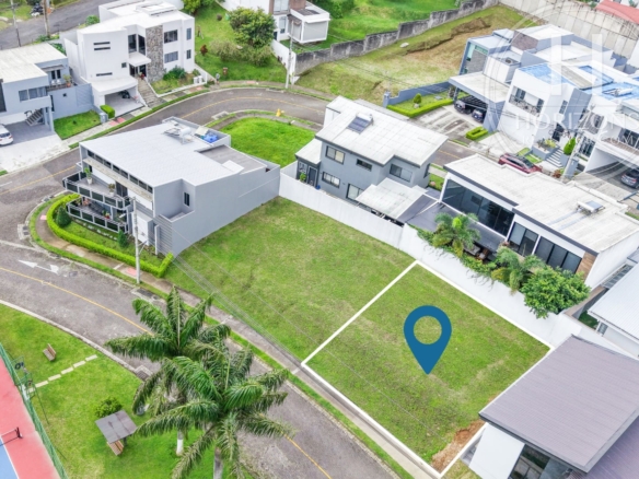 Lote En Sabanilla Condominio Rialto 241 M² Plano Y Construcción Libre Noj1239Or