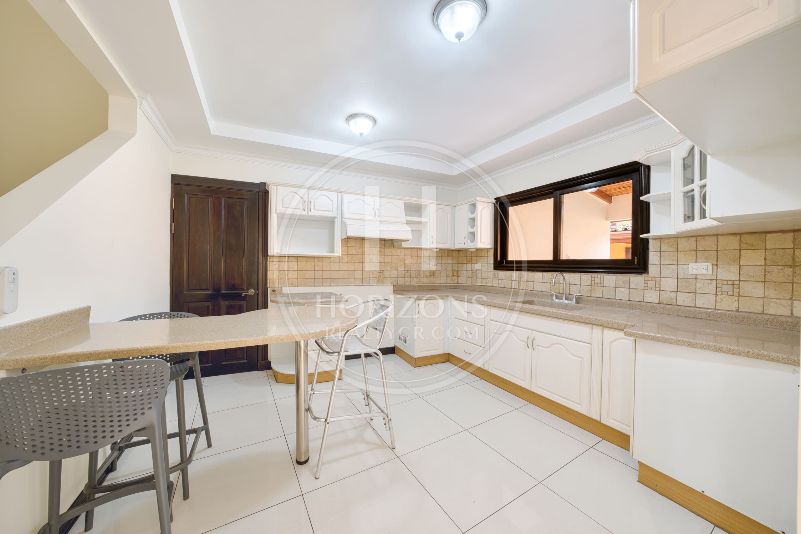 Casa en Condominio Lomas de Granadilla Curridabat 3 Habitaciones 3 Parqueos y Jardín noj1221ij