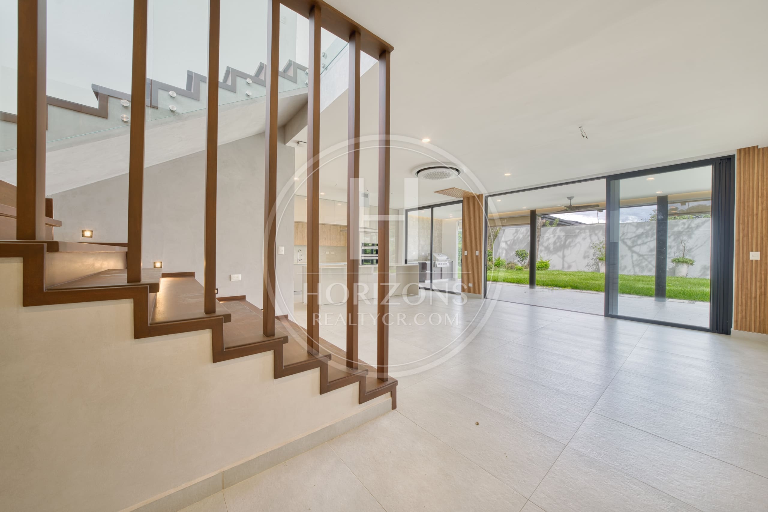 Se Vende Casa en Condominio Vereda Lindora  Santa Ana 4 Habitaciones noj1219or
