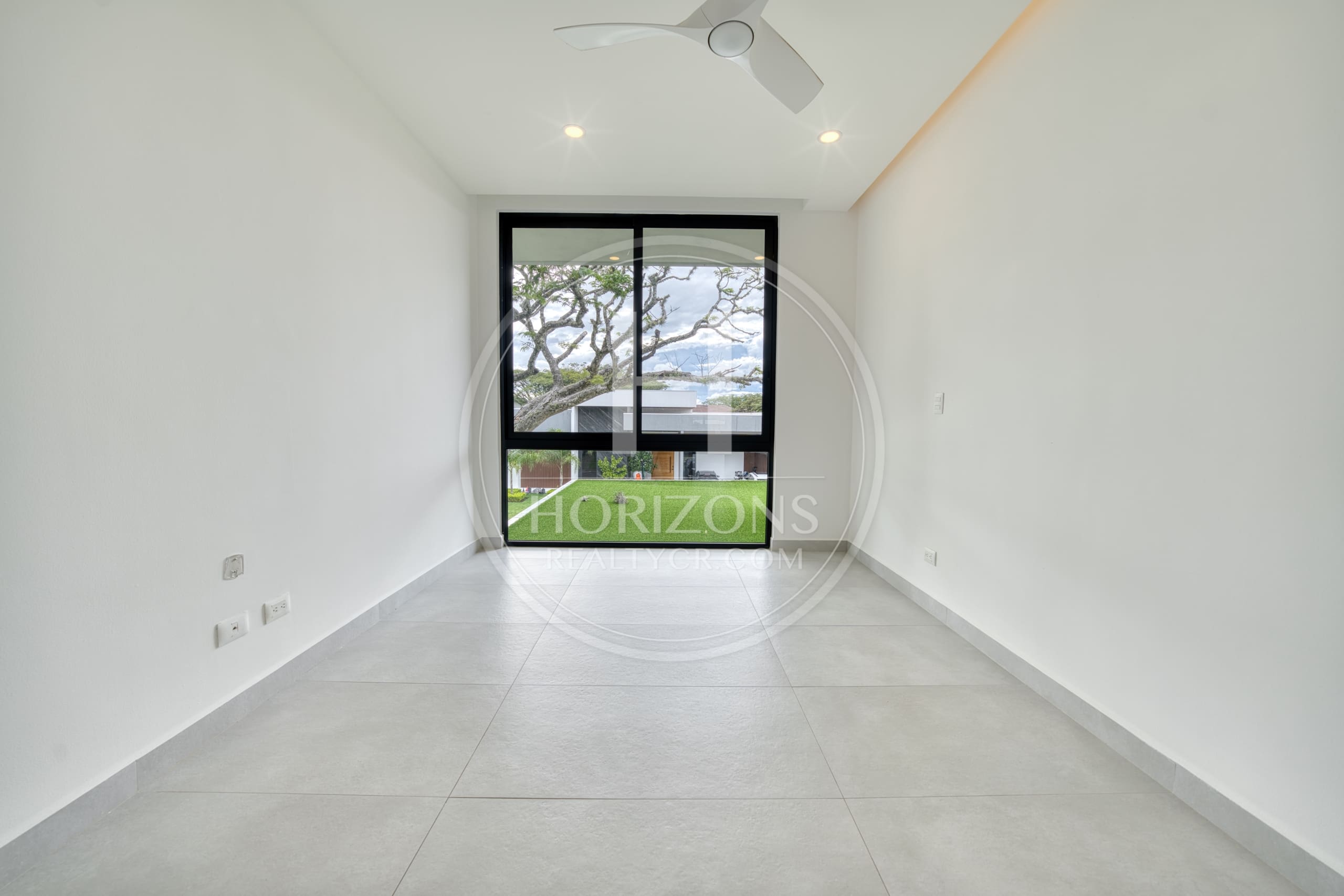 Se Vende Casa en Condominio Vereda Lindora  Santa Ana 4 Habitaciones noj1219or