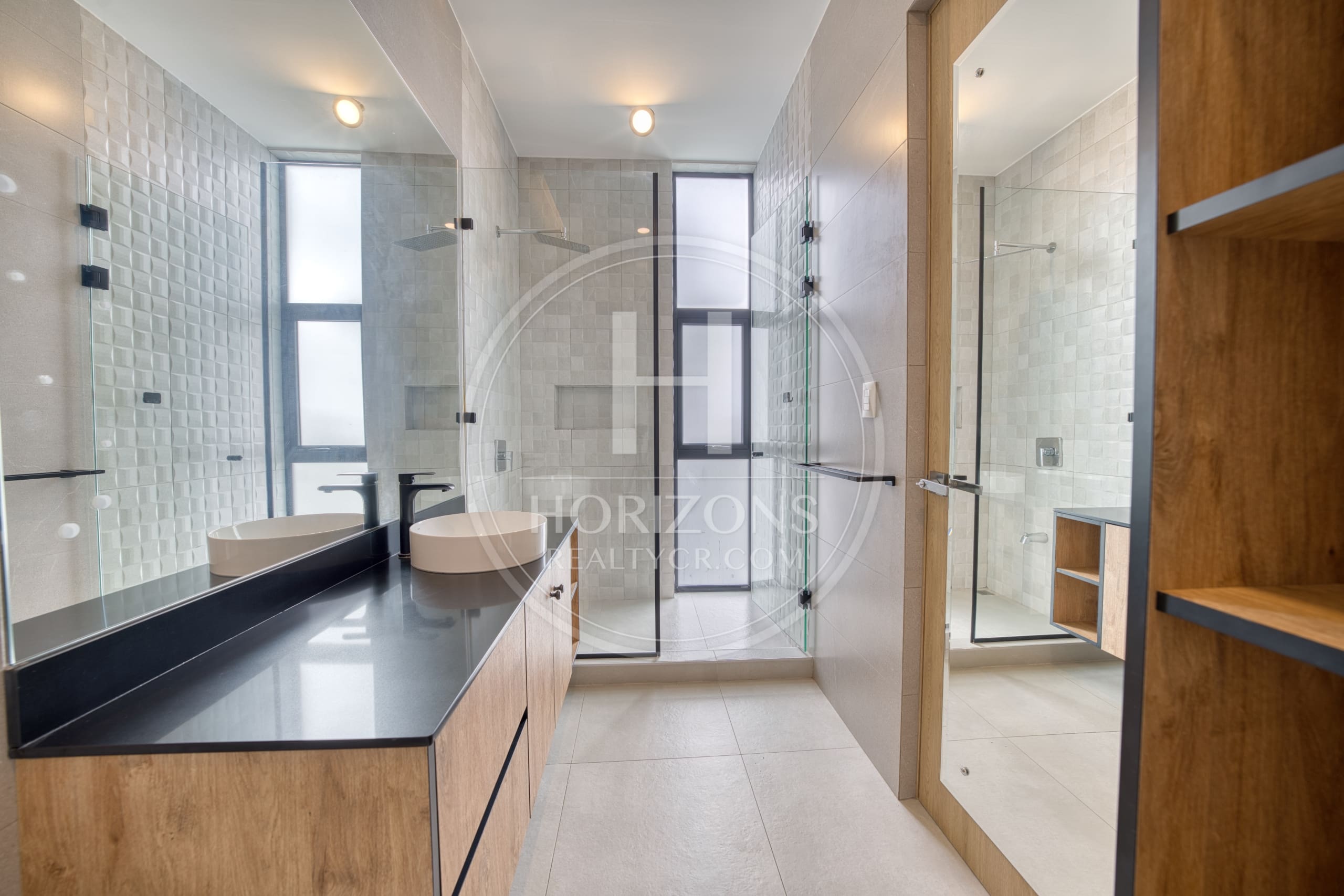 Se Vende Casa en Condominio Vereda Lindora  Santa Ana 4 Habitaciones noj1219or