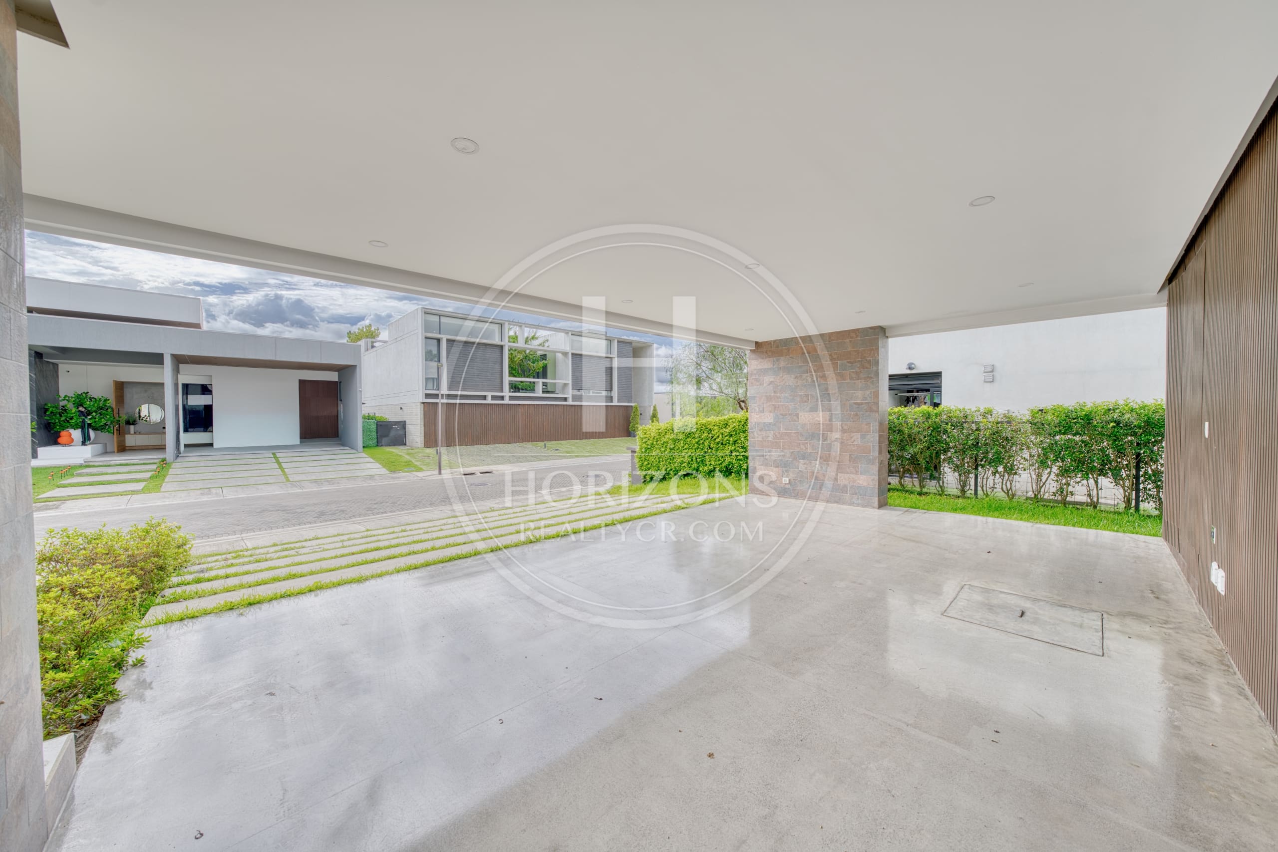 Se Vende Casa en Condominio Vereda Lindora  Santa Ana 4 Habitaciones noj1219or