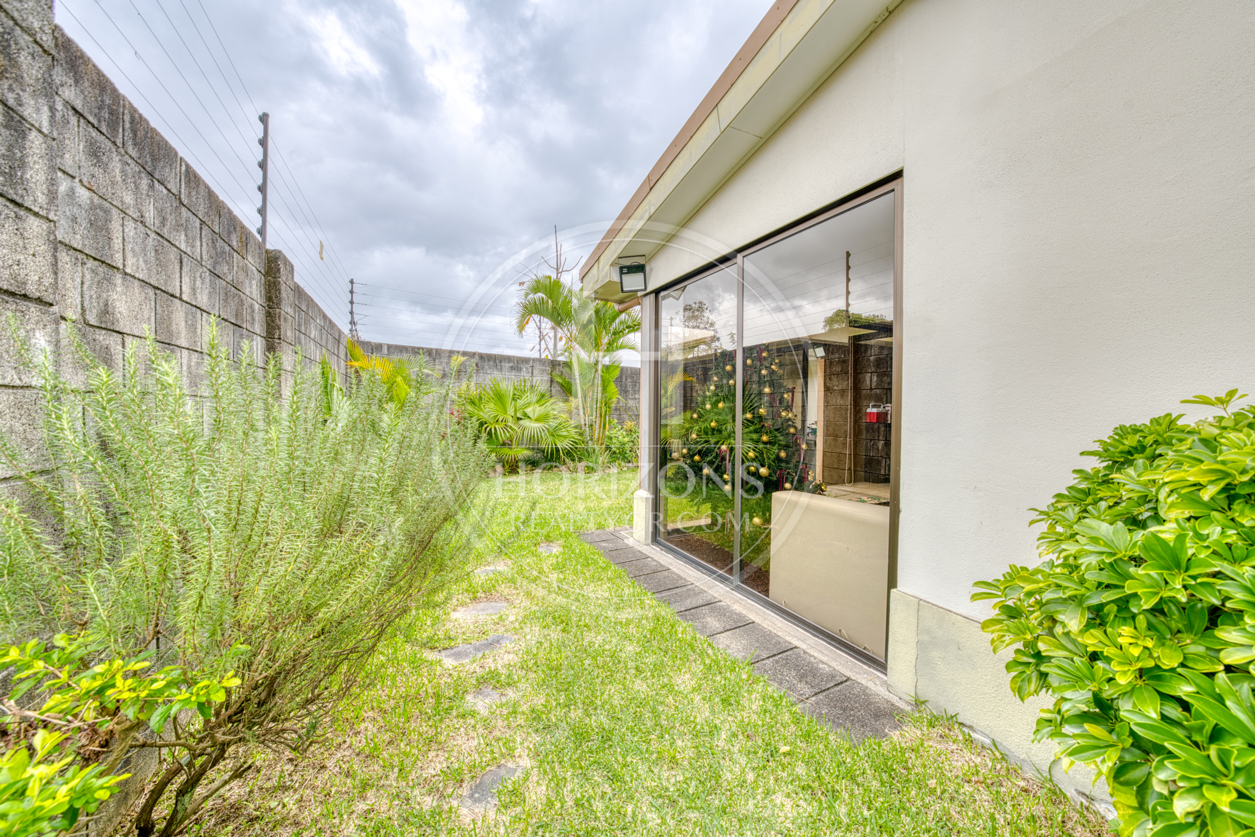 Se Vende Casa Condominio La Floresta en Concepción de Tres Ríos con Jardín y 3 Habitaciones noj1235ij