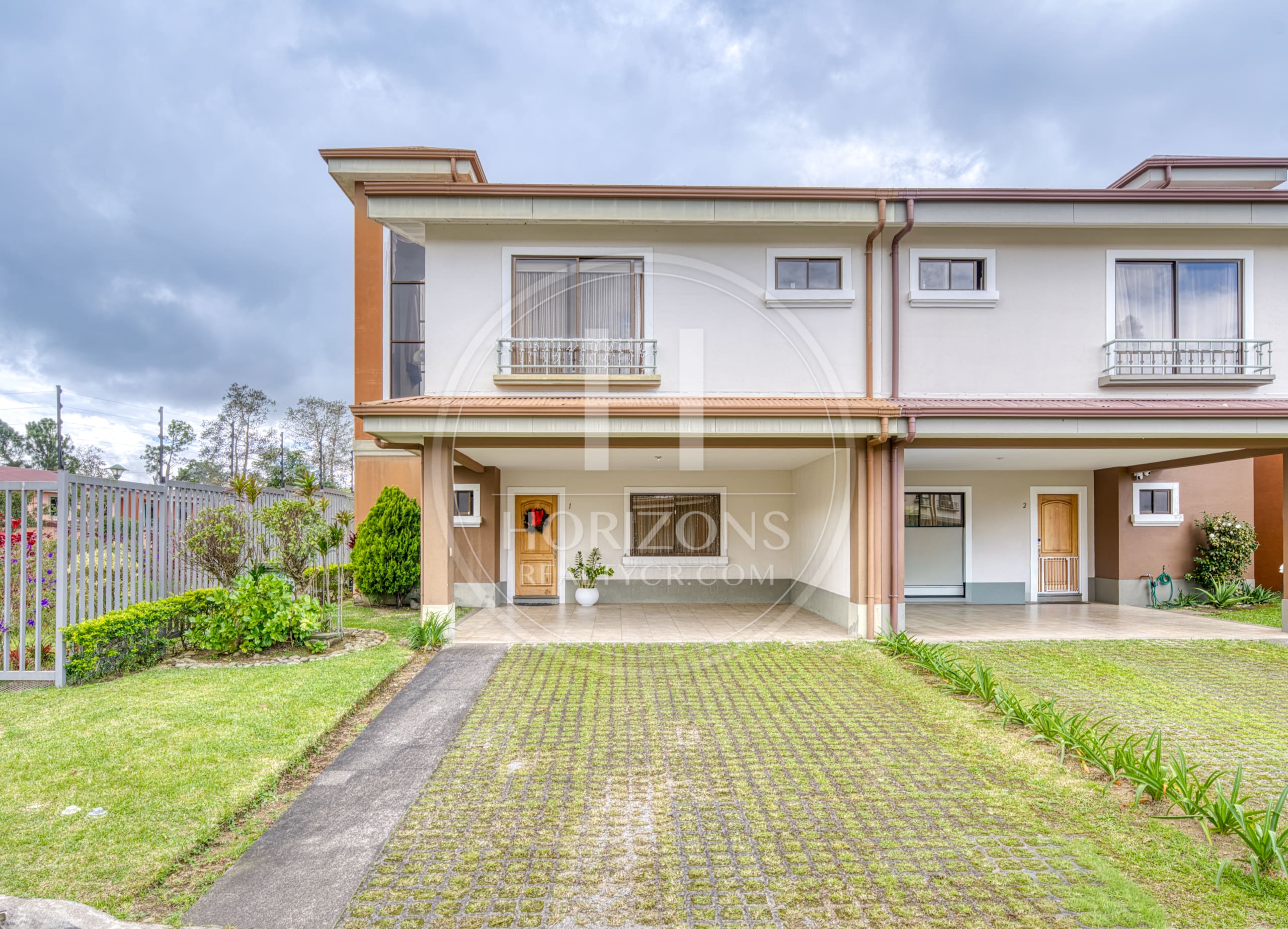 Se Vende Casa Condominio La Floresta en Concepción de Tres Ríos con Jardín y 3 Habitaciones noj1235ij