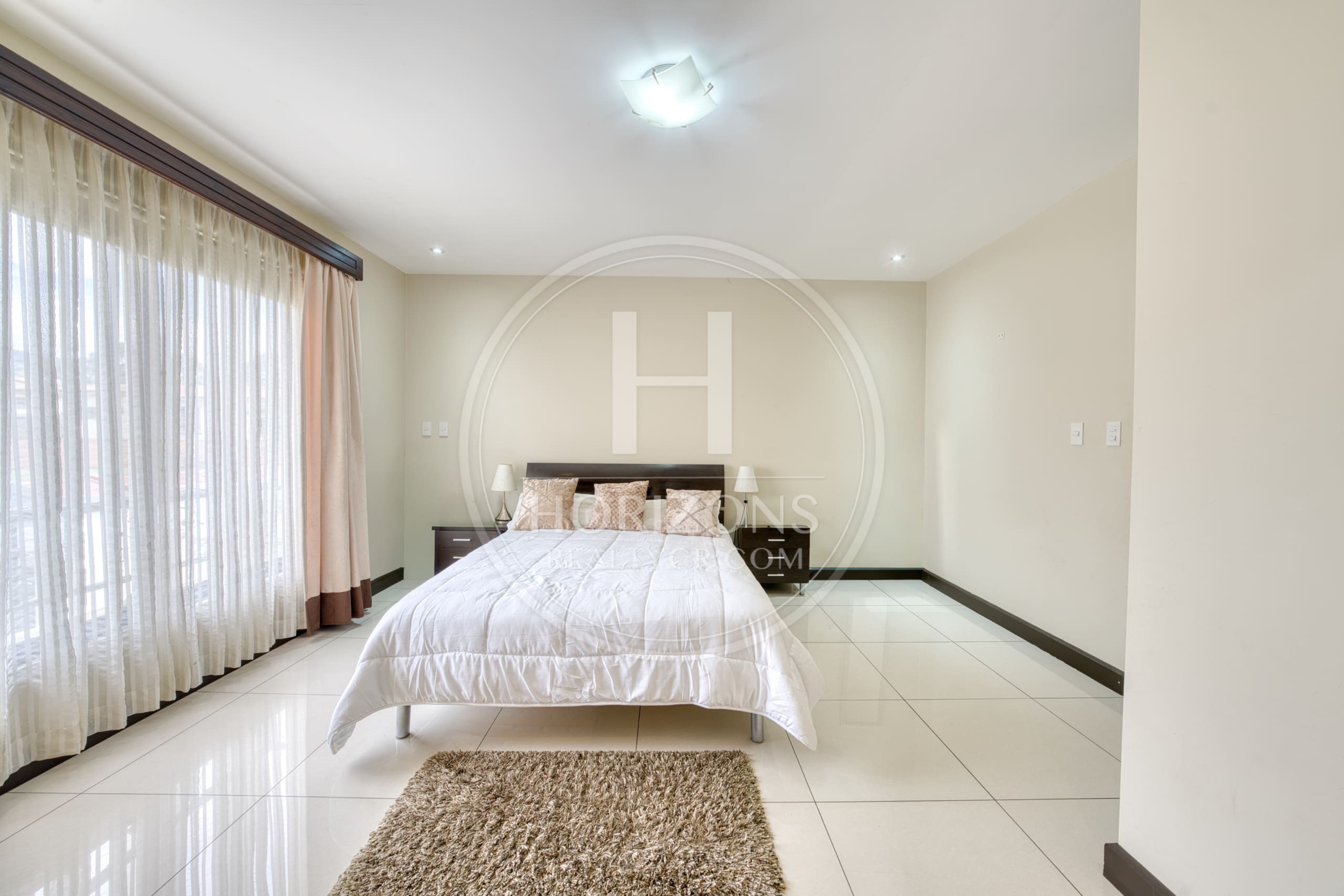 Se Vende Casa Condominio La Floresta en Concepción de Tres Ríos con Jardín y 3 Habitaciones noj1235ij