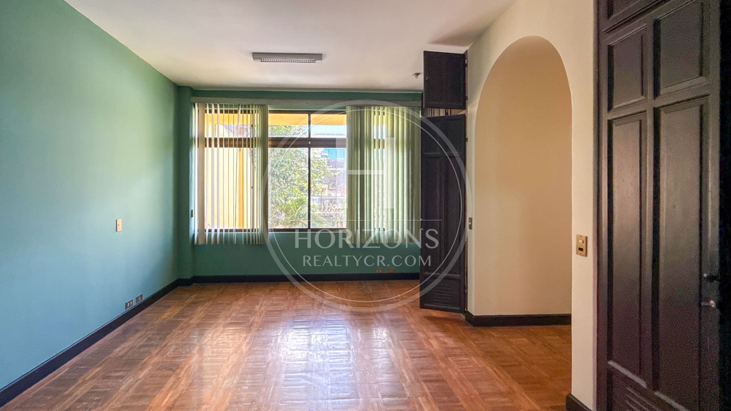 Casa Independiente con Patio en Barrio Tournón San José 3 Habitaciones y 3 Parqueos nja1243jb