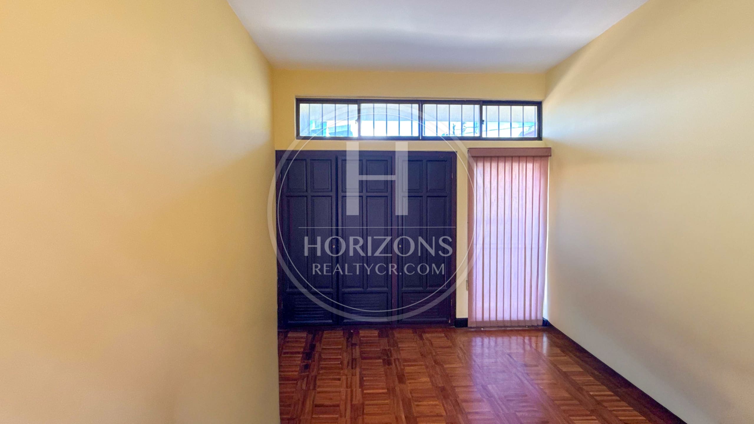 Casa Independiente con Patio en Barrio Tournón San José 3 Habitaciones y 3 Parqueos nja1243jb