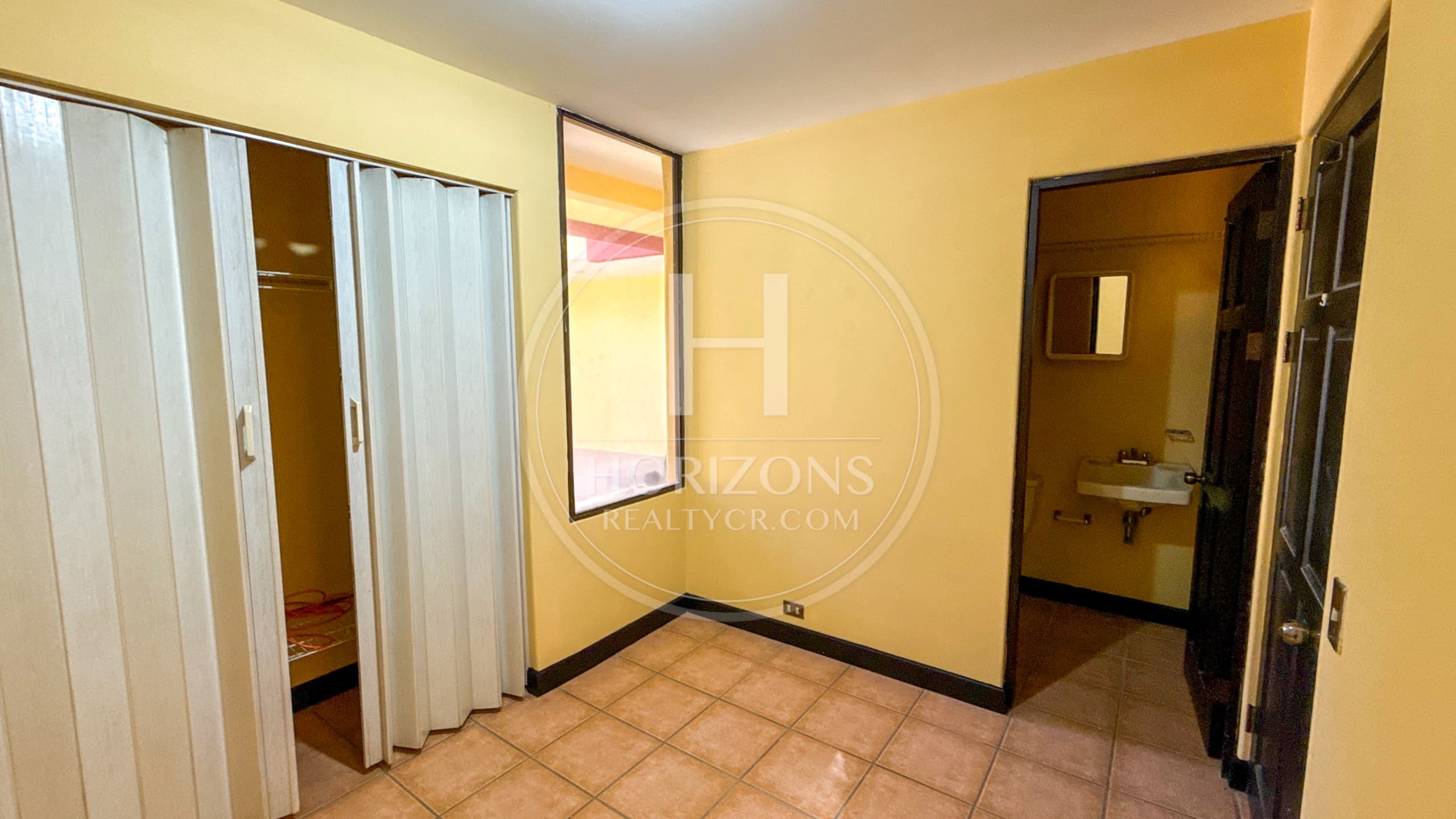Casa Independiente con Patio en Barrio Tournón San José 3 Habitaciones y 3 Parqueos nja1243jb