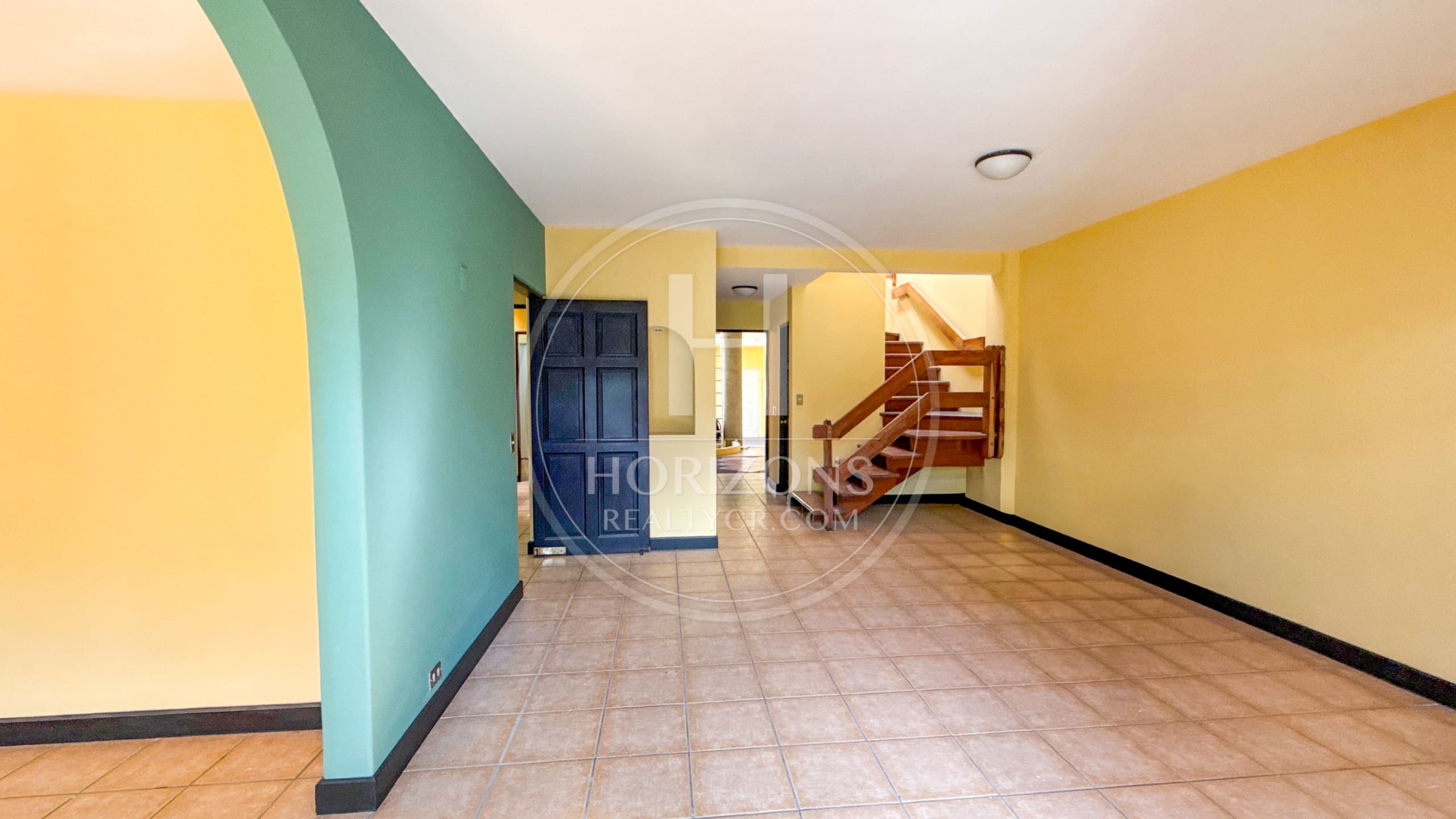 Casa Independiente con Patio en Barrio Tournón San José 3 Habitaciones y 3 Parqueos nja1243jb