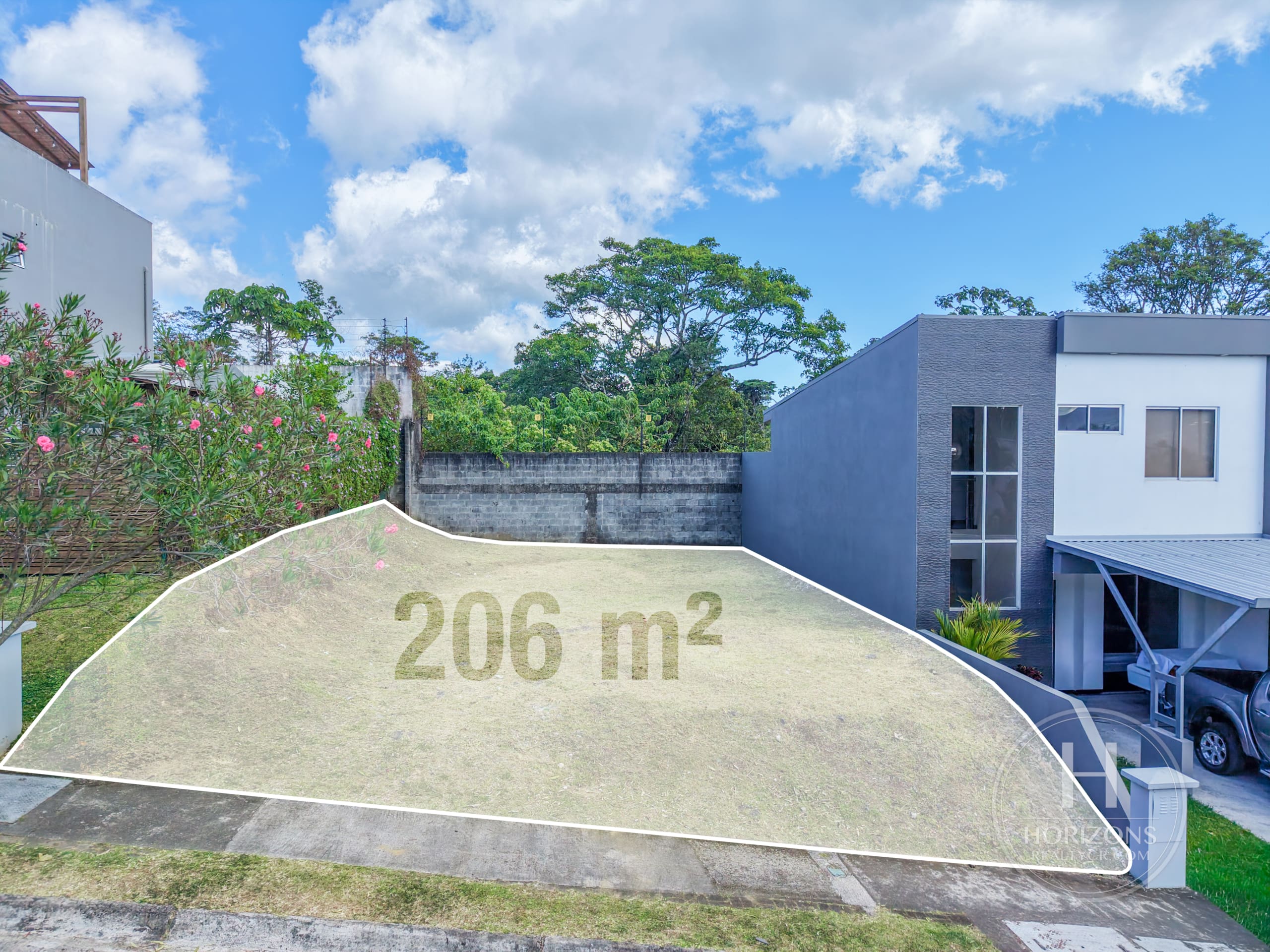 Lote en Venta en Condominio Génesis 206 m² en Sabanilla Construcción Libre noj1251dm