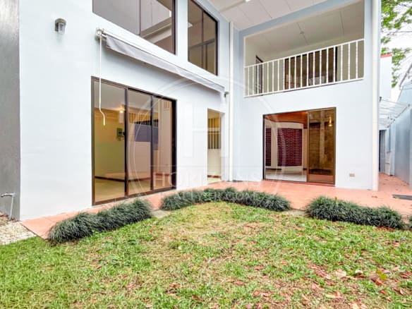 Se Alquila Casa En Pinares Curridabat 4 Habitaciones Y Oficina Patio En Noj1246Jb