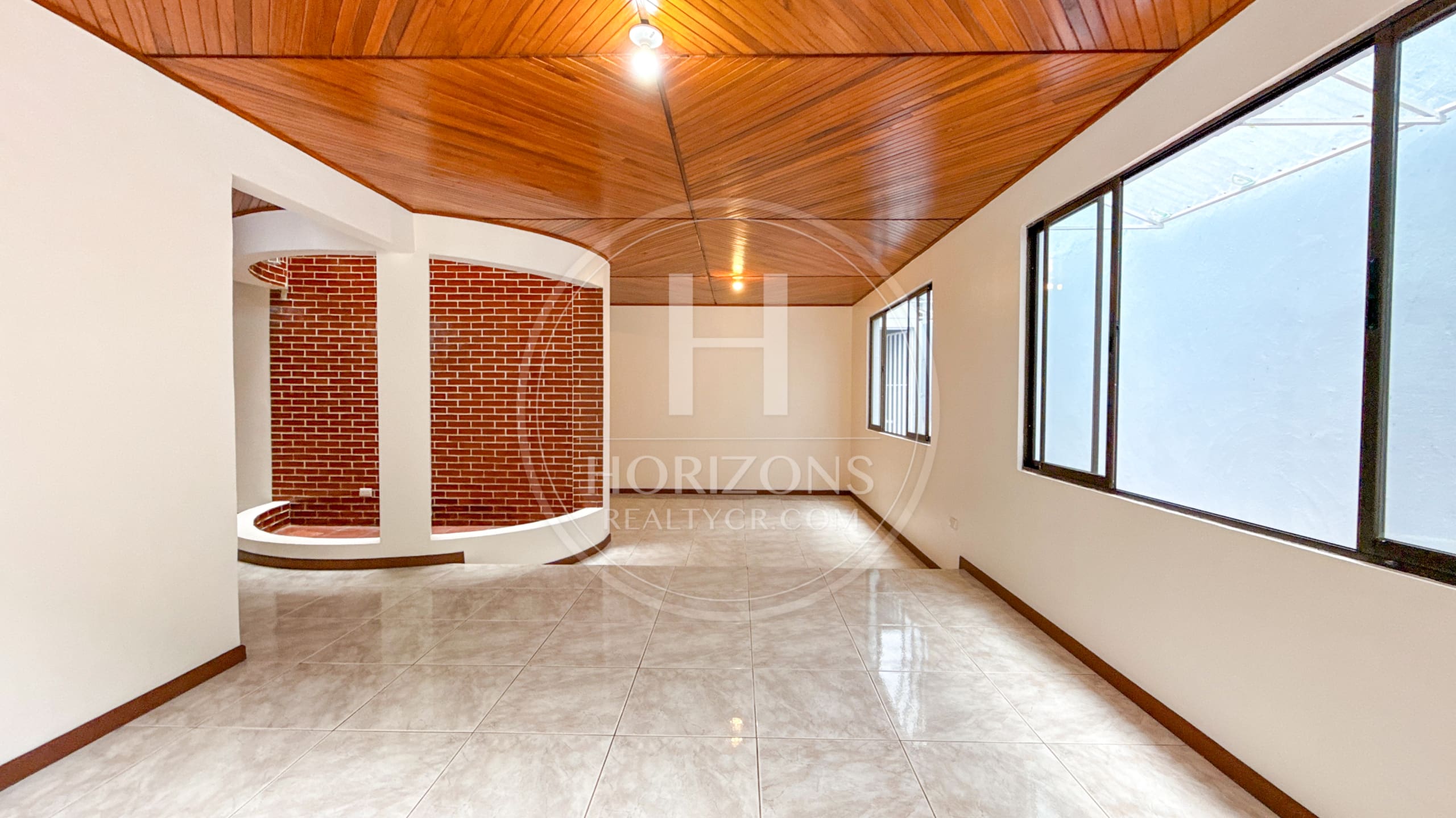 Se Alquila Casa Independiente con Patio en Curridabat 4 Habitaciones y Oficina noj1246jb