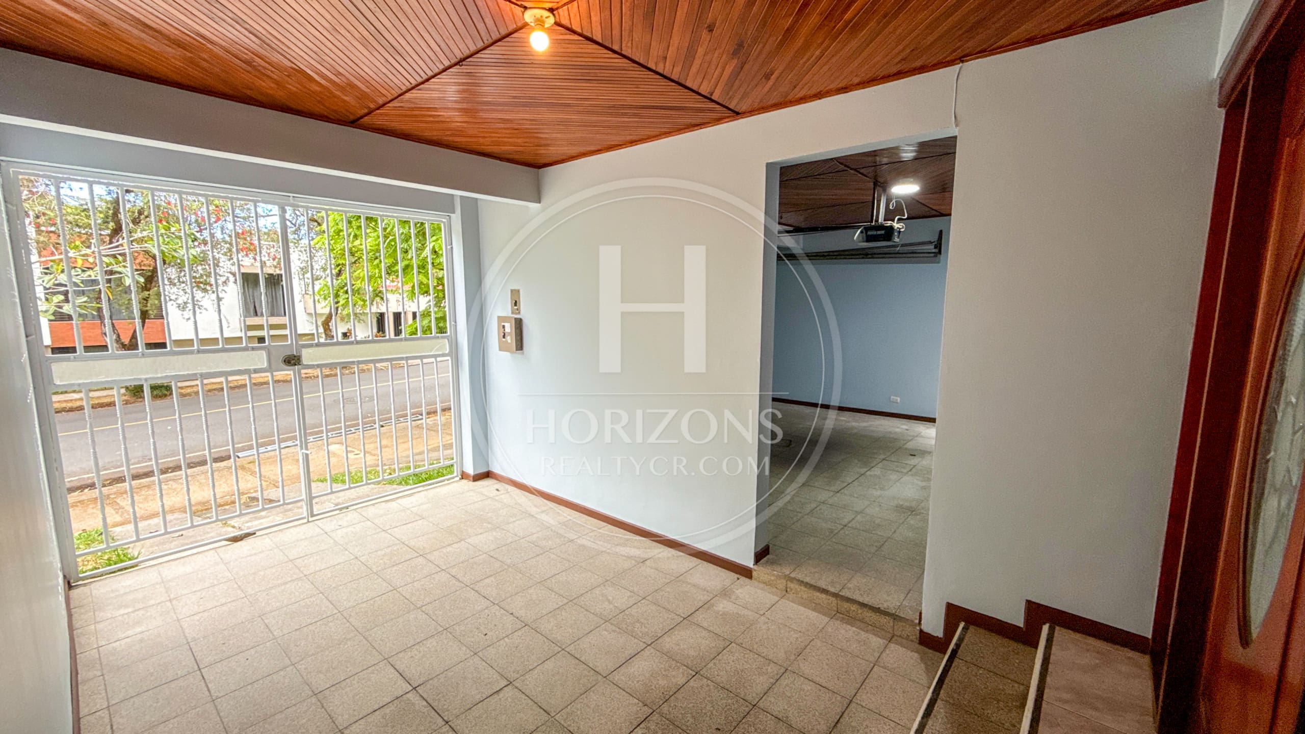 Se Alquila Casa Independiente con Patio en Curridabat 4 Habitaciones y Oficina noj1246jb