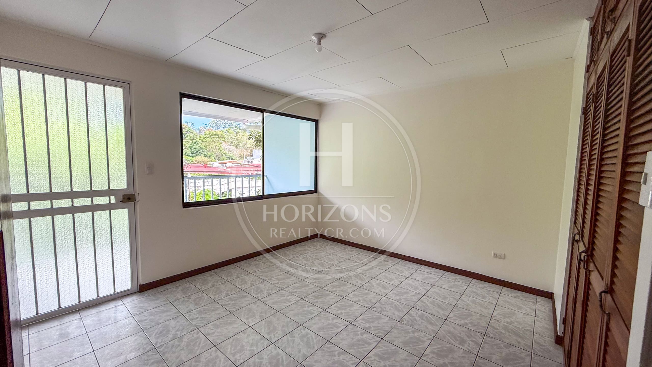 Se Alquila Casa Independiente con Patio en Curridabat 4 Habitaciones y Oficina noj1246jb