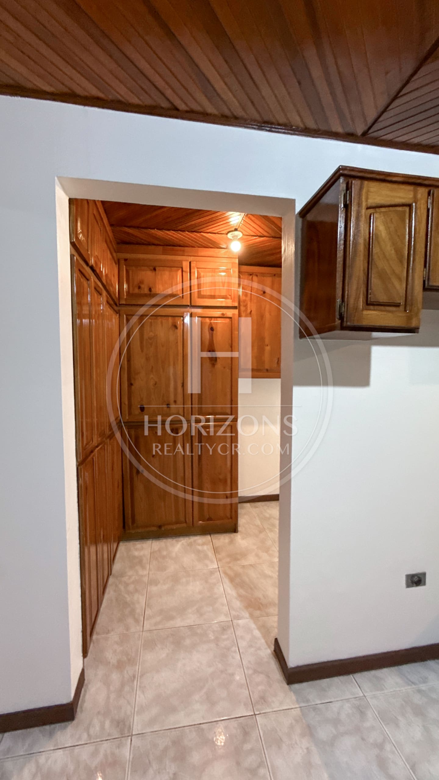 Se Alquila Casa Independiente con Patio en Curridabat 4 Habitaciones y Oficina noj1246jb