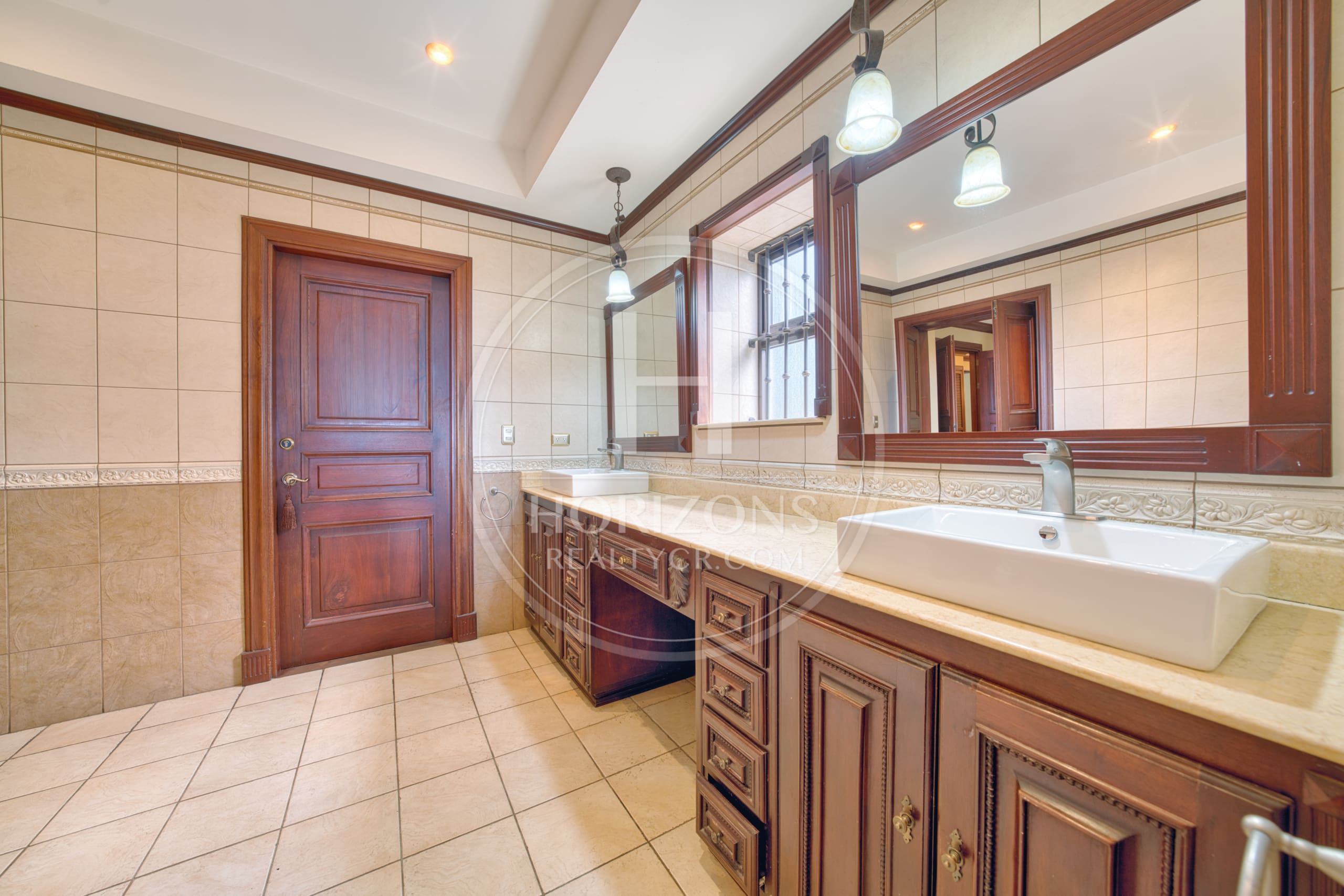 Se Vende Apartamento de Lujo en Torre el Olivar en Colinas de Montealegre Curridabat noj1253or