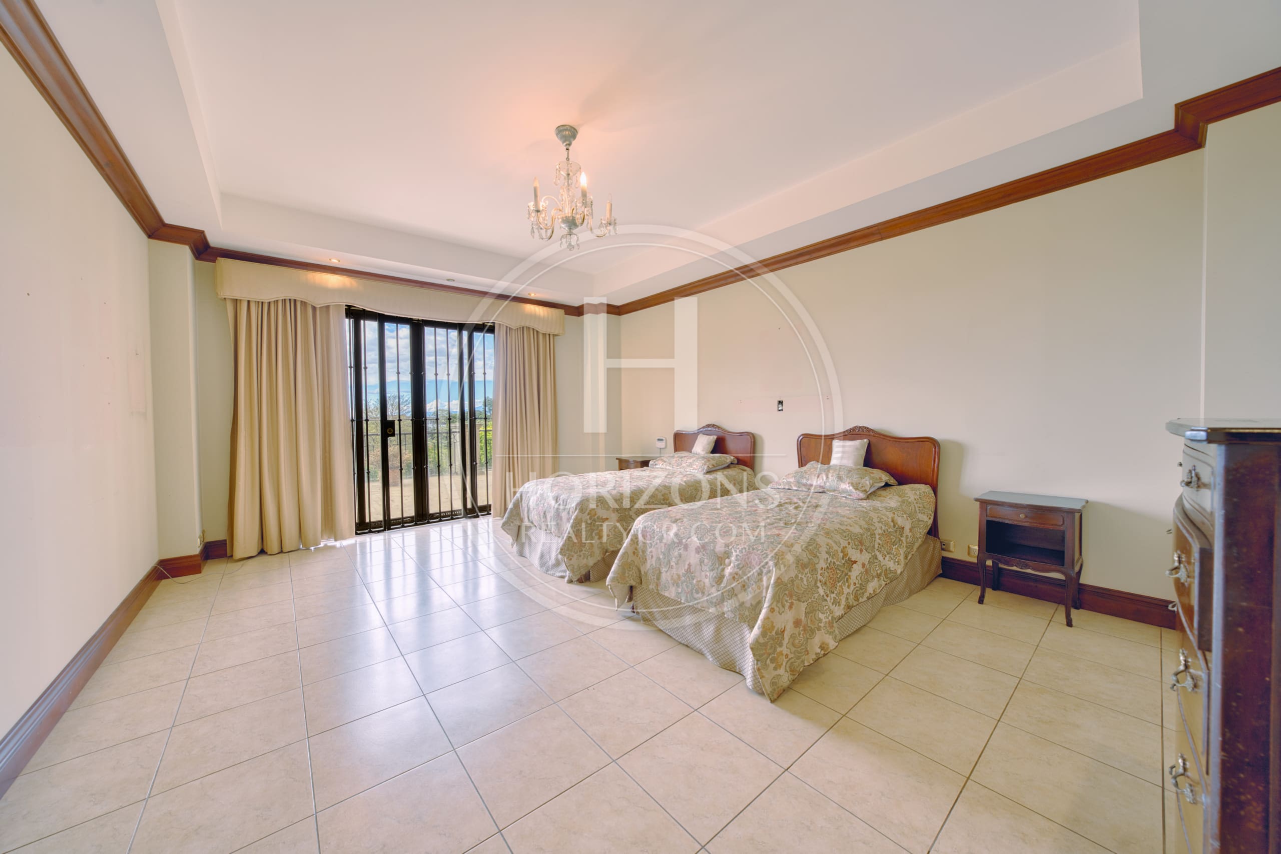 Se Vende Apartamento de Lujo en Torre el Olivar en Colinas de Montealegre Curridabat noj1253or