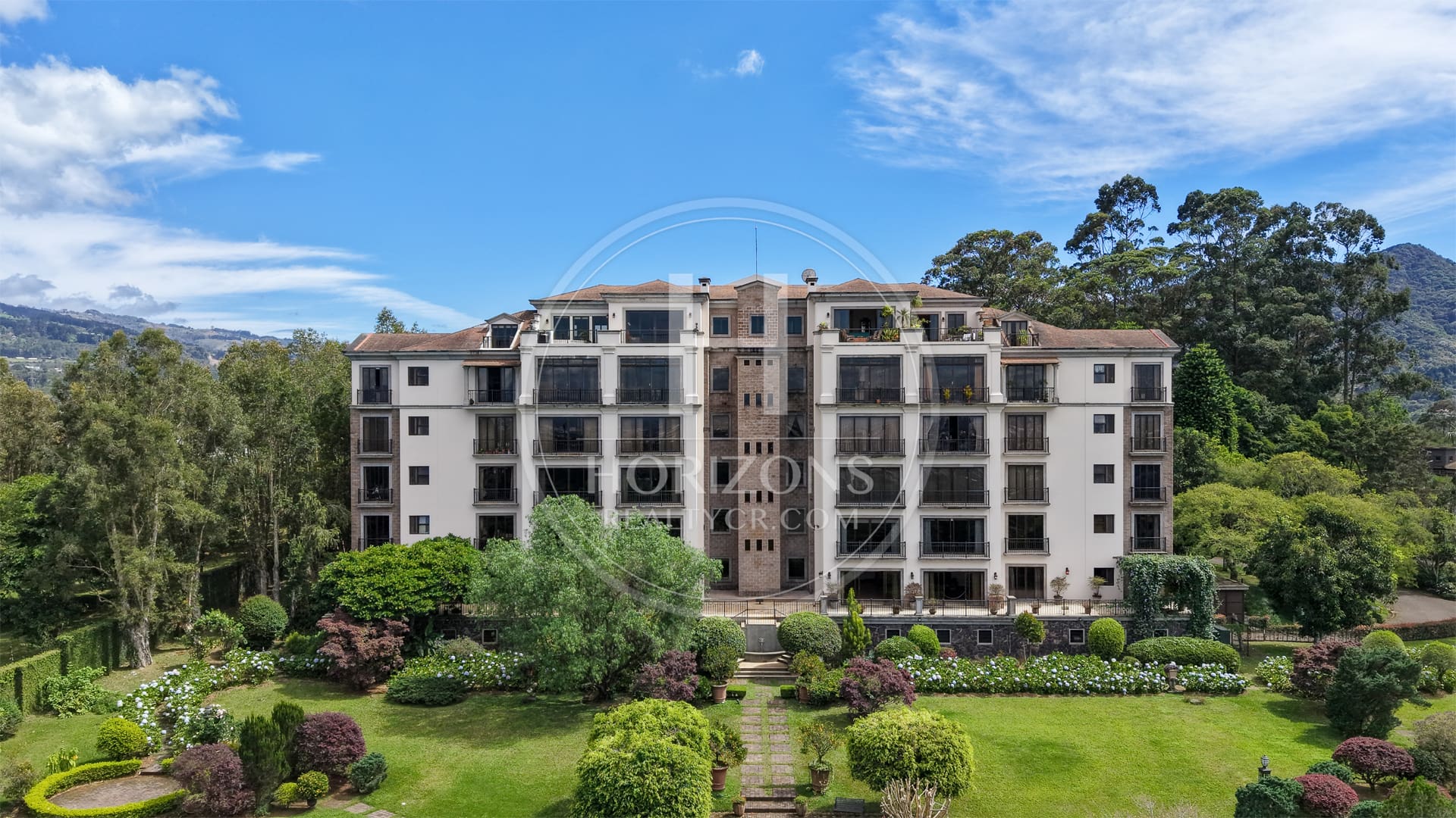 Se Vende Apartamento De Lujo En Torre El Olivar En Colinas De Montealegre Curridabat Noj1253Or