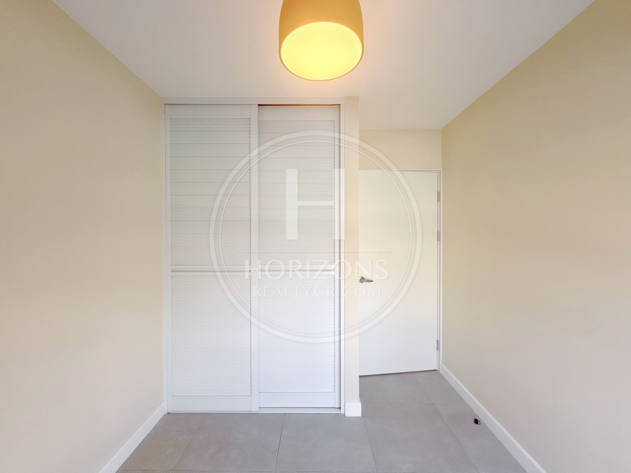 Se Alquila Apartamento con Linea Blanca en Condominio Monte Alto Curridabat 3 Habitaciones noj1247jb