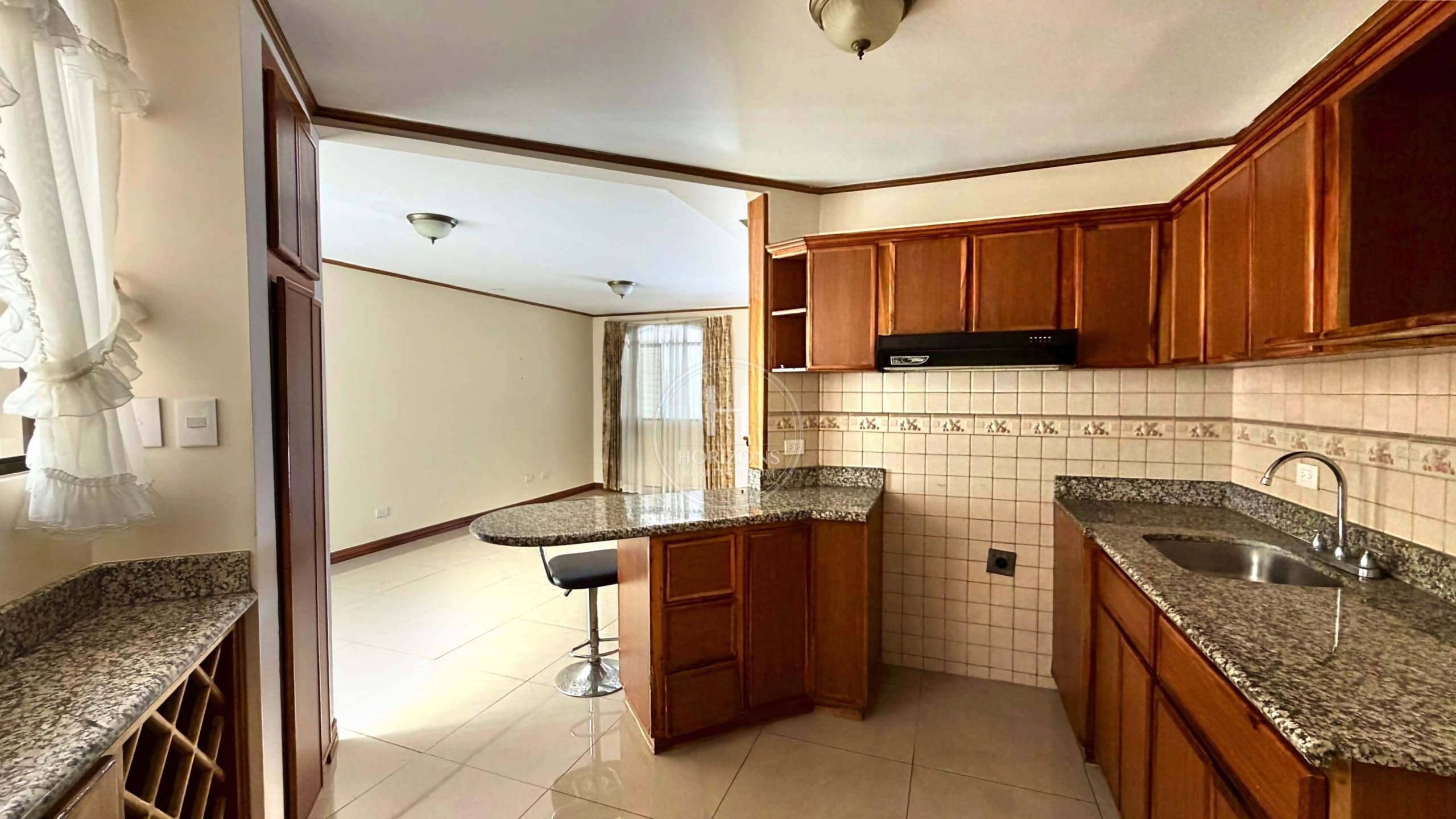 Se Vende Casa en Condominio San Pedro Montes de Oca 4 Habitaciones y Vista a las Montañas noj1258jb
