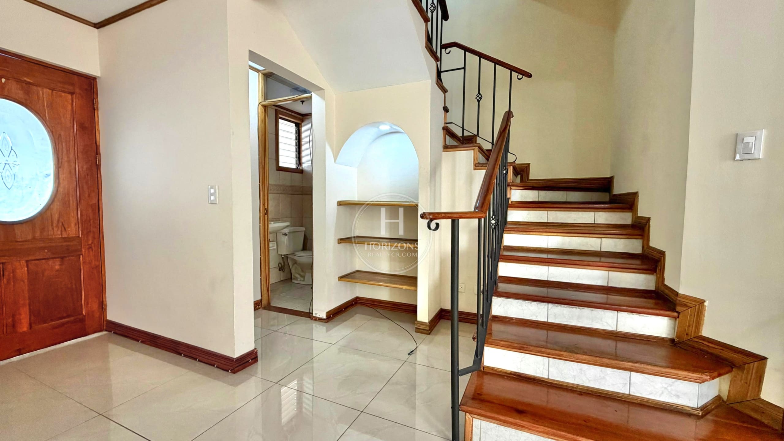 Se Vende Casa en Condominio San Pedro Montes de Oca 4 Habitaciones y Vista a las Montañas noj1258jb