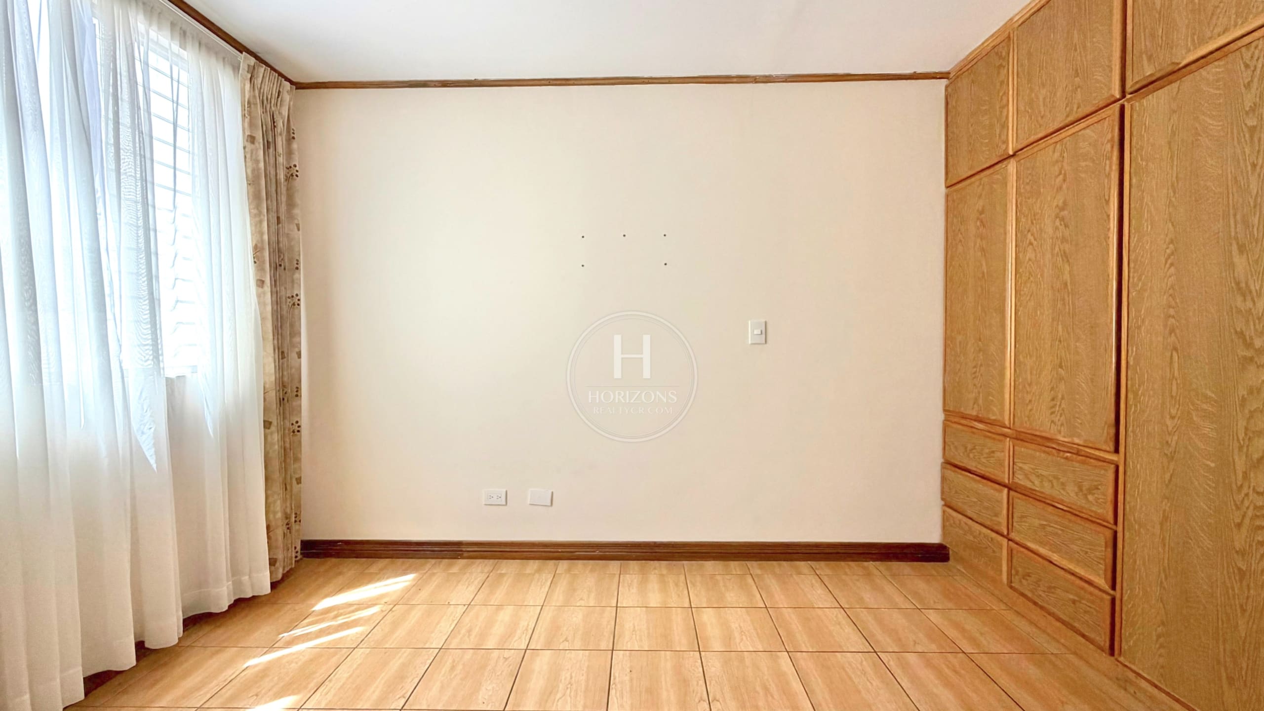 Se Vende Casa en Condominio San Pedro Montes de Oca 4 Habitaciones y Vista a las Montañas noj1258jb