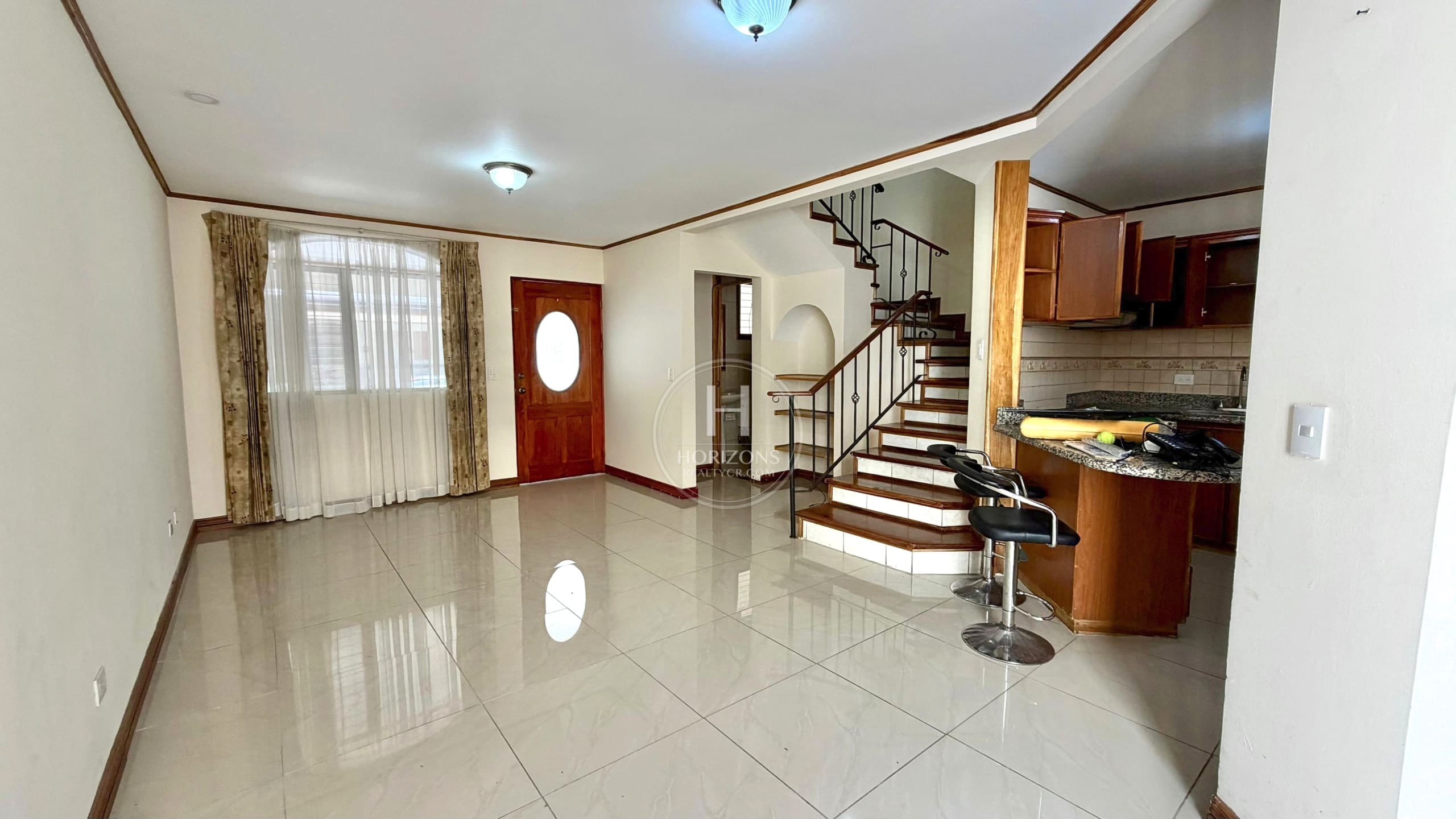 Se Vende Casa en Condominio San Pedro Montes de Oca 4 Habitaciones y Vista a las Montañas noj1258jb