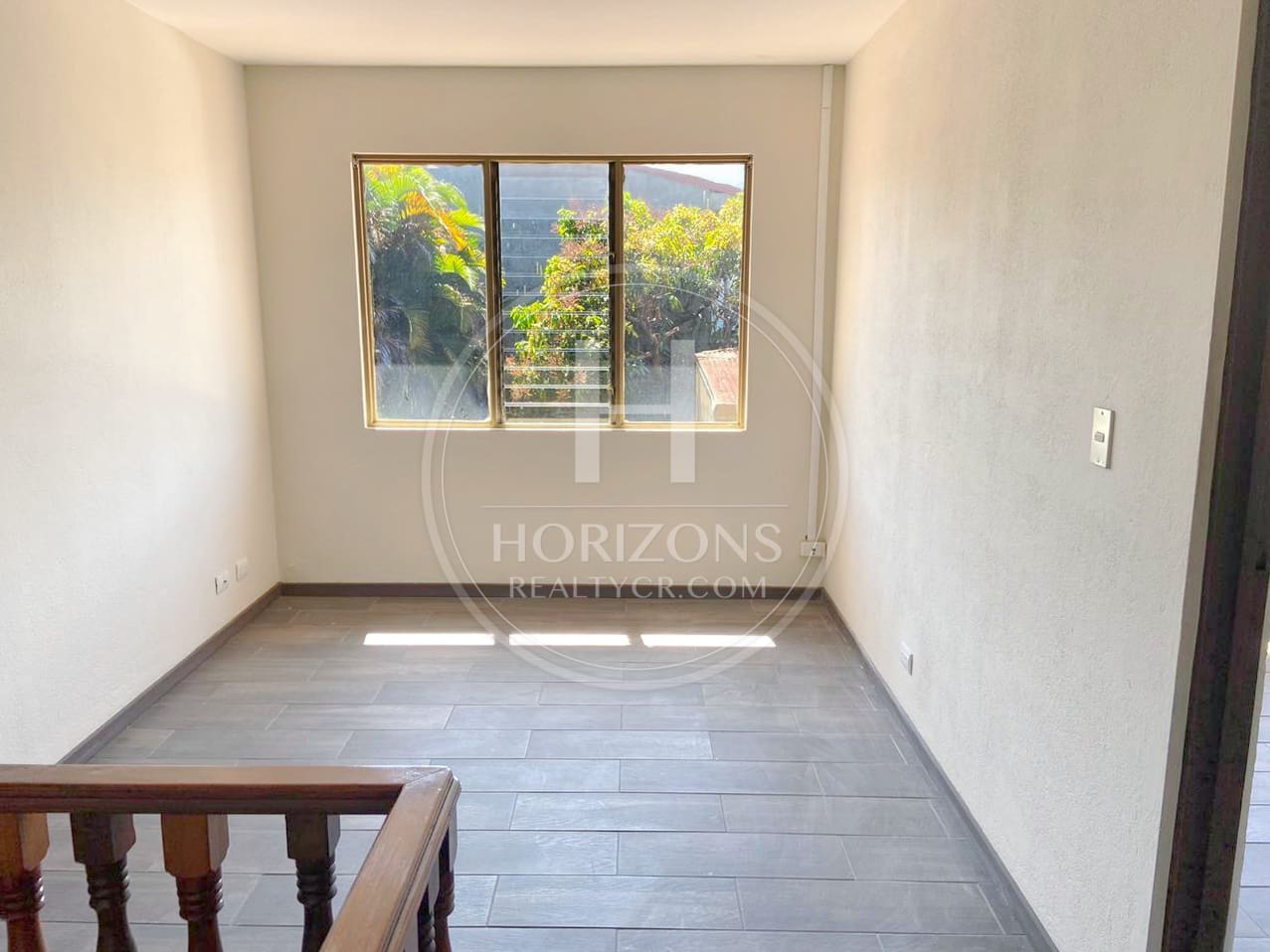 Se Alquila Casa Independiente en Rohrmoser 4 Habitaciones y Patio noj1256jb