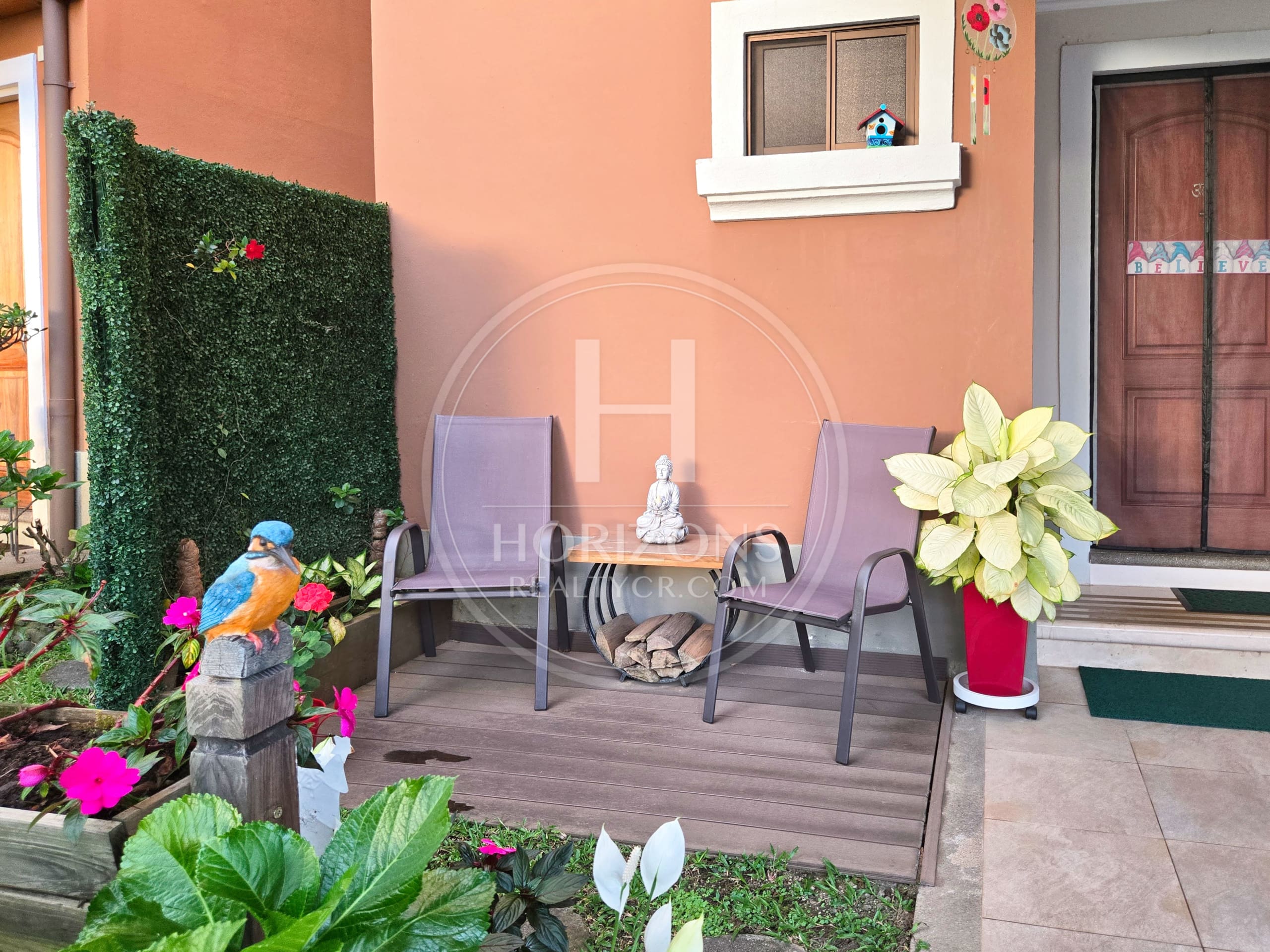 Casa en Venta en Condominio La Floresta en Concepción de Tres Ríos con Jardín y 4 Habitaciones noj1257sb