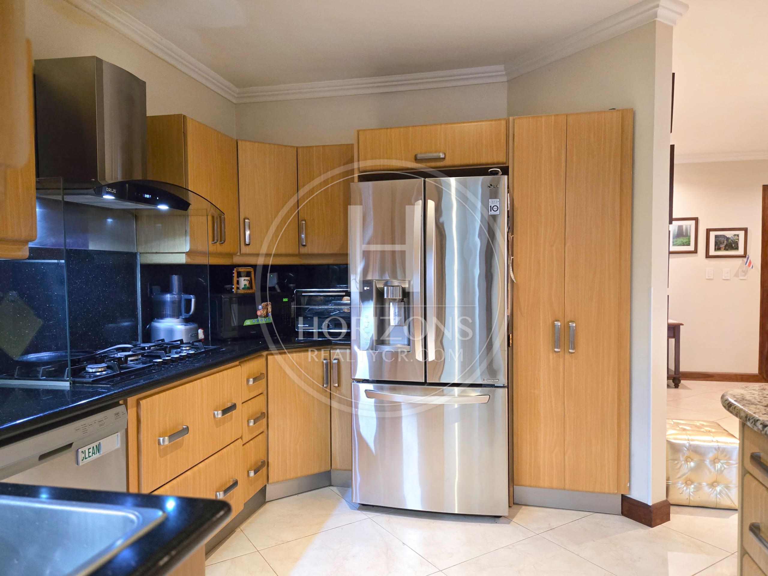 Casa en Venta en Condominio La Floresta en Concepción de Tres Ríos con Jardín y 4 Habitaciones noj1257sb