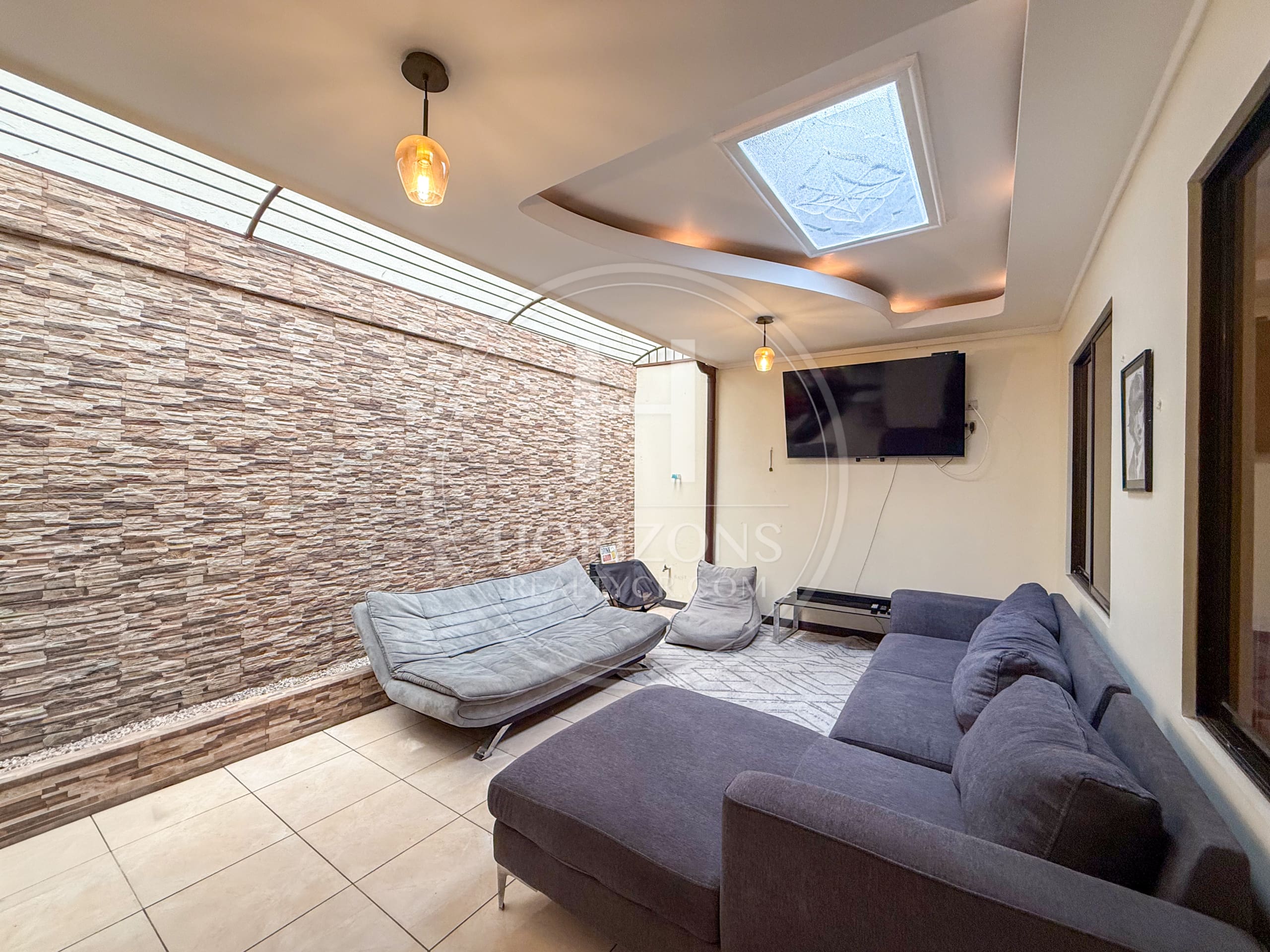 Casa de Una Planta en Venta Condominio Lomas de Montes de Oca 3 Habitaciones y Estudio noj1265dm