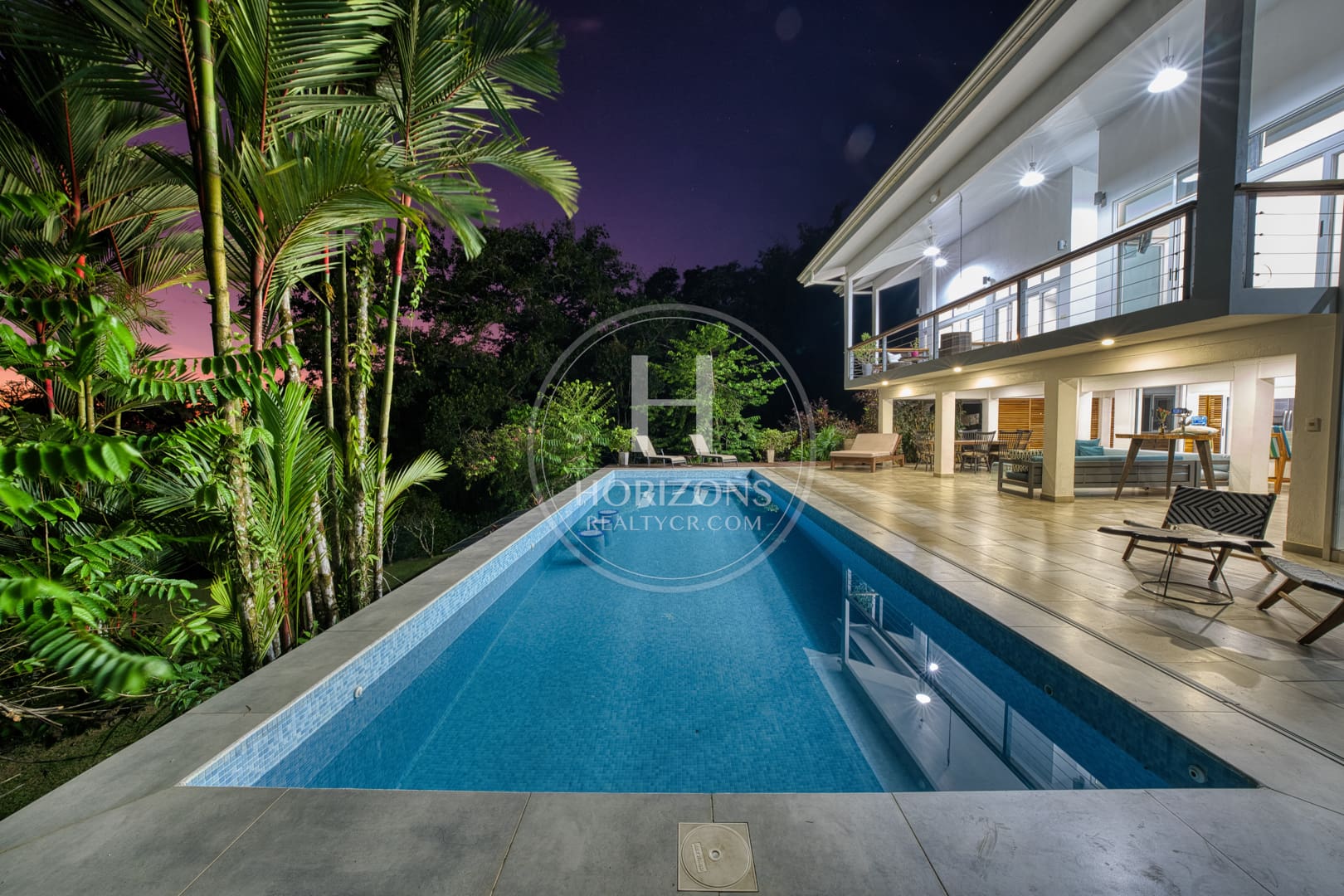 Casa en Escaleras Bahía Ballena Dominicalito Piscina Infinita y Vistas Panorámicas nja1376jb