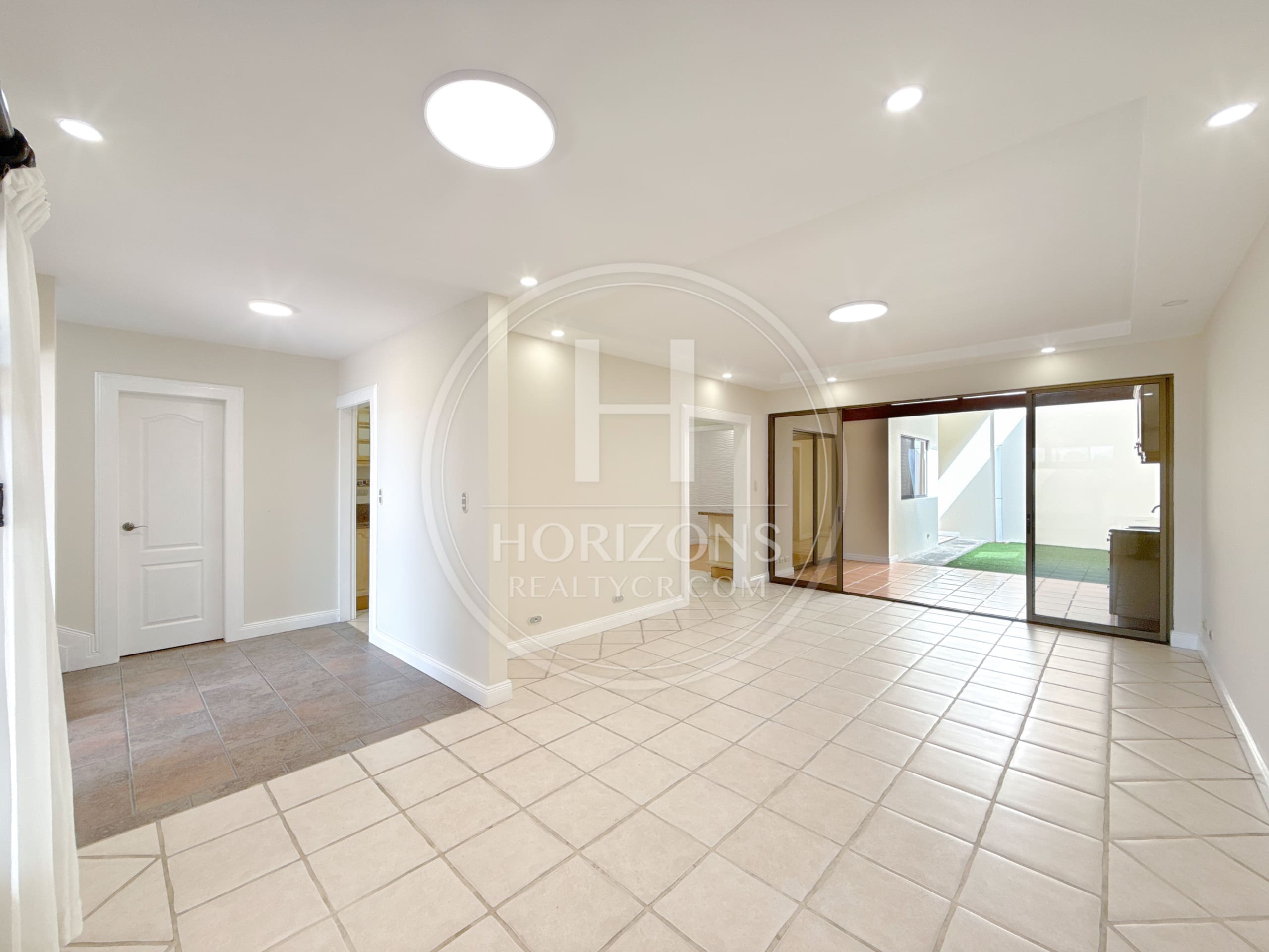 Se Vende Casa en Condominio Dafnis en Sabanilla 3 Habitaciones y Terraza noj1263dm