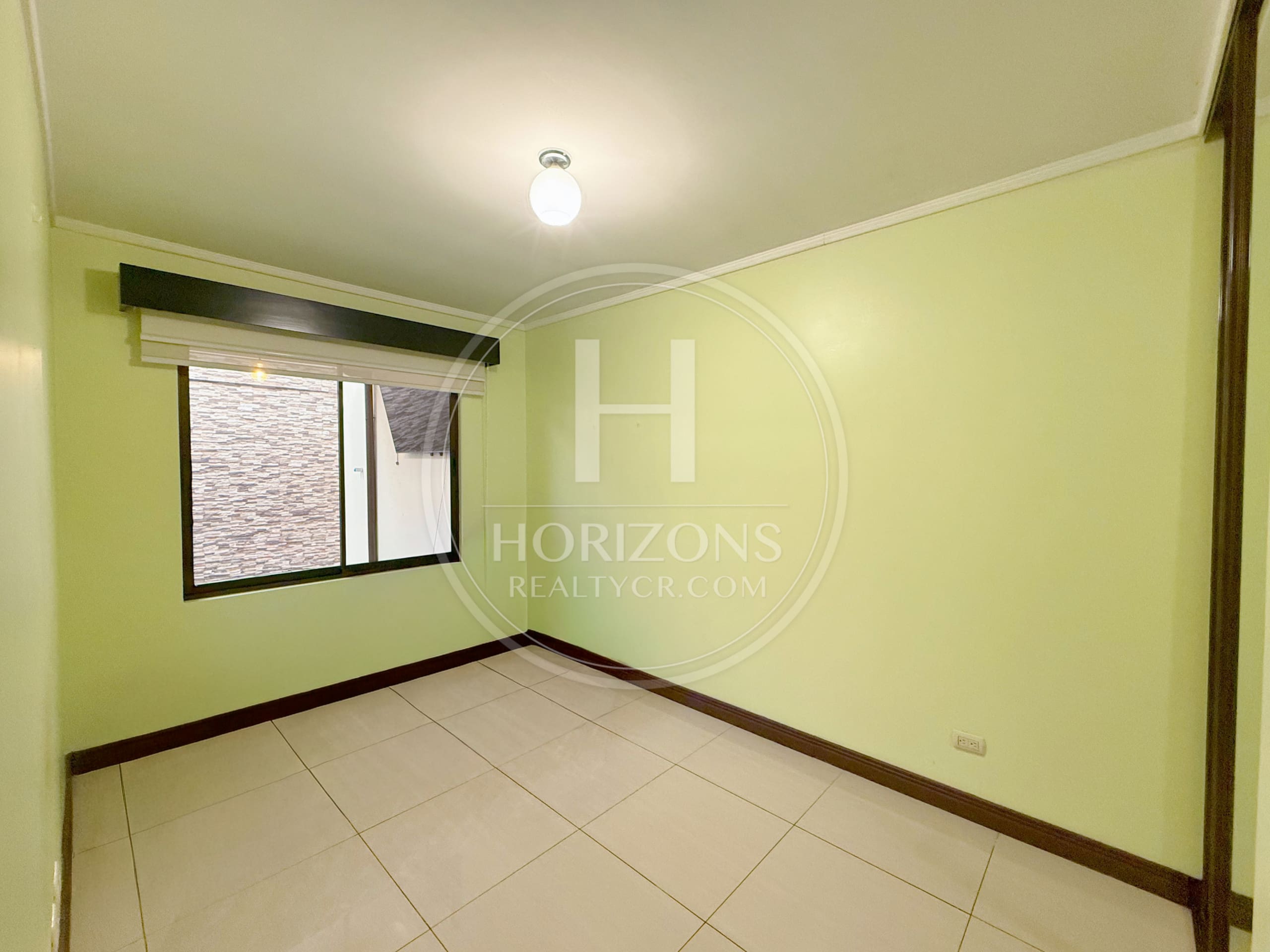 Casa de Una Planta en Venta Condominio Lomas de Montes de Oca 3 Habitaciones y Estudio noj1265dm
