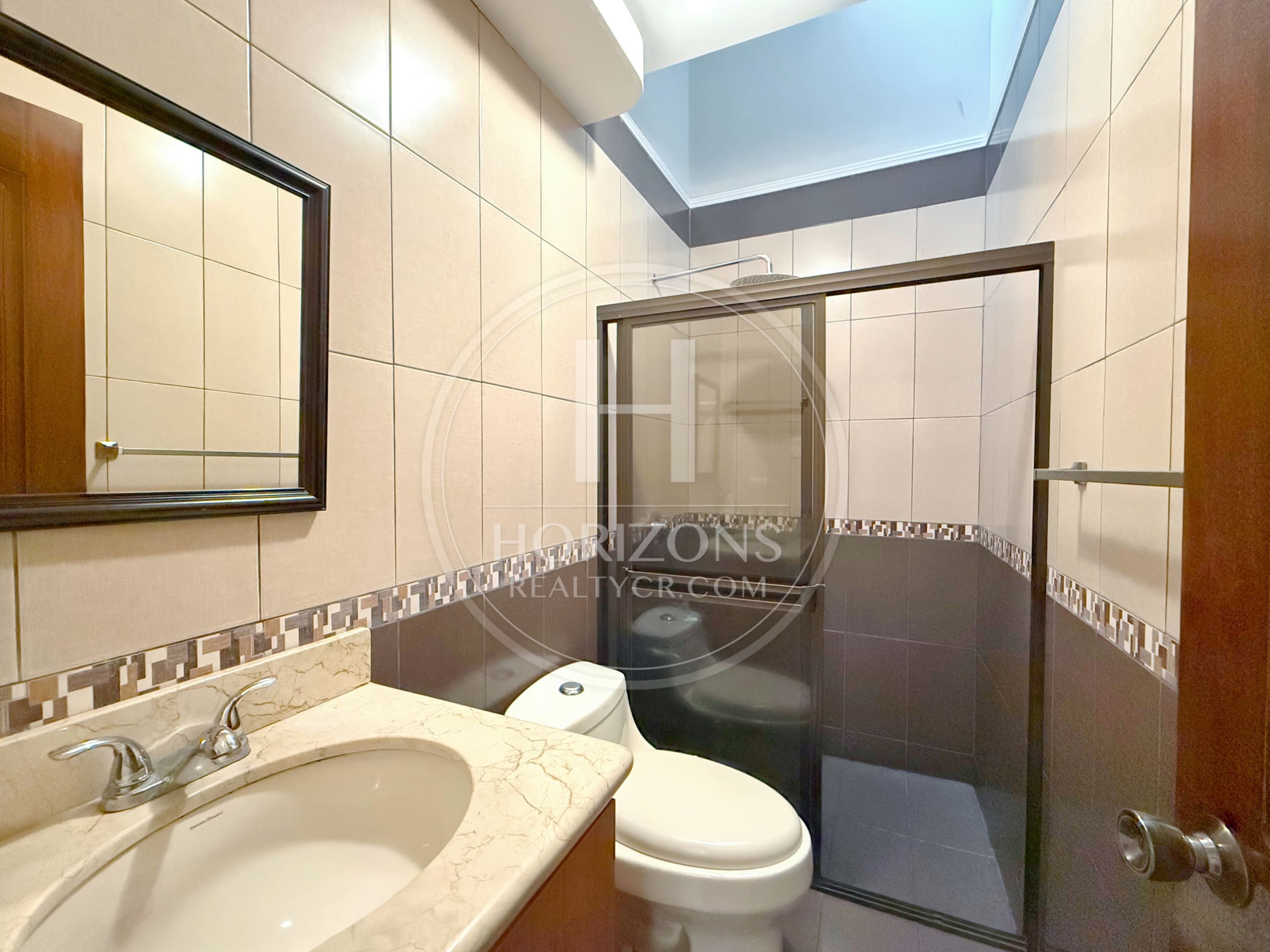 Casa de Una Planta en Venta Condominio Lomas de Montes de Oca 3 Habitaciones y Estudio noj1265dm