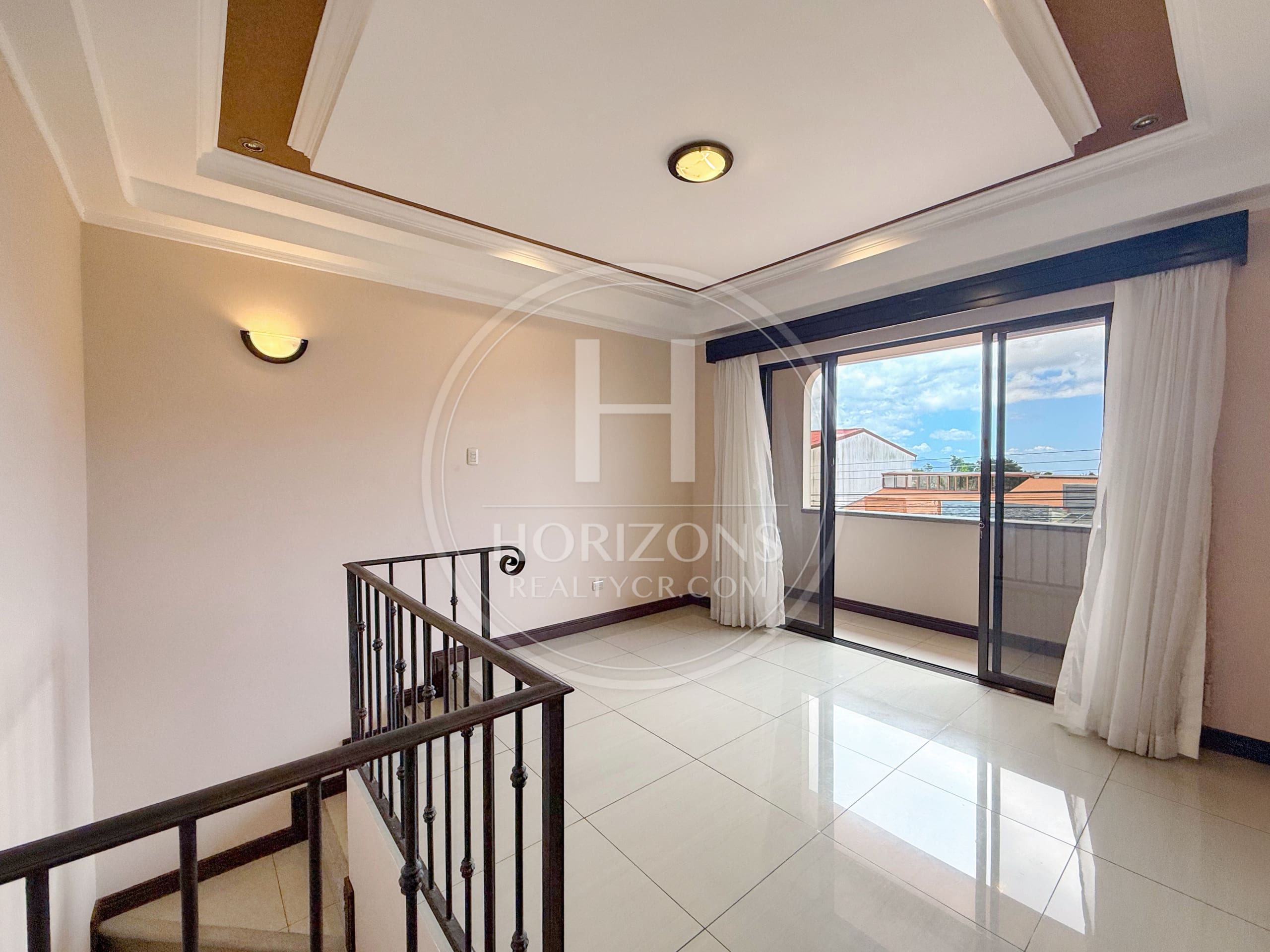 Casa de Una Planta en Venta Condominio Lomas de Montes de Oca 3 Habitaciones y Estudio noj1265dm