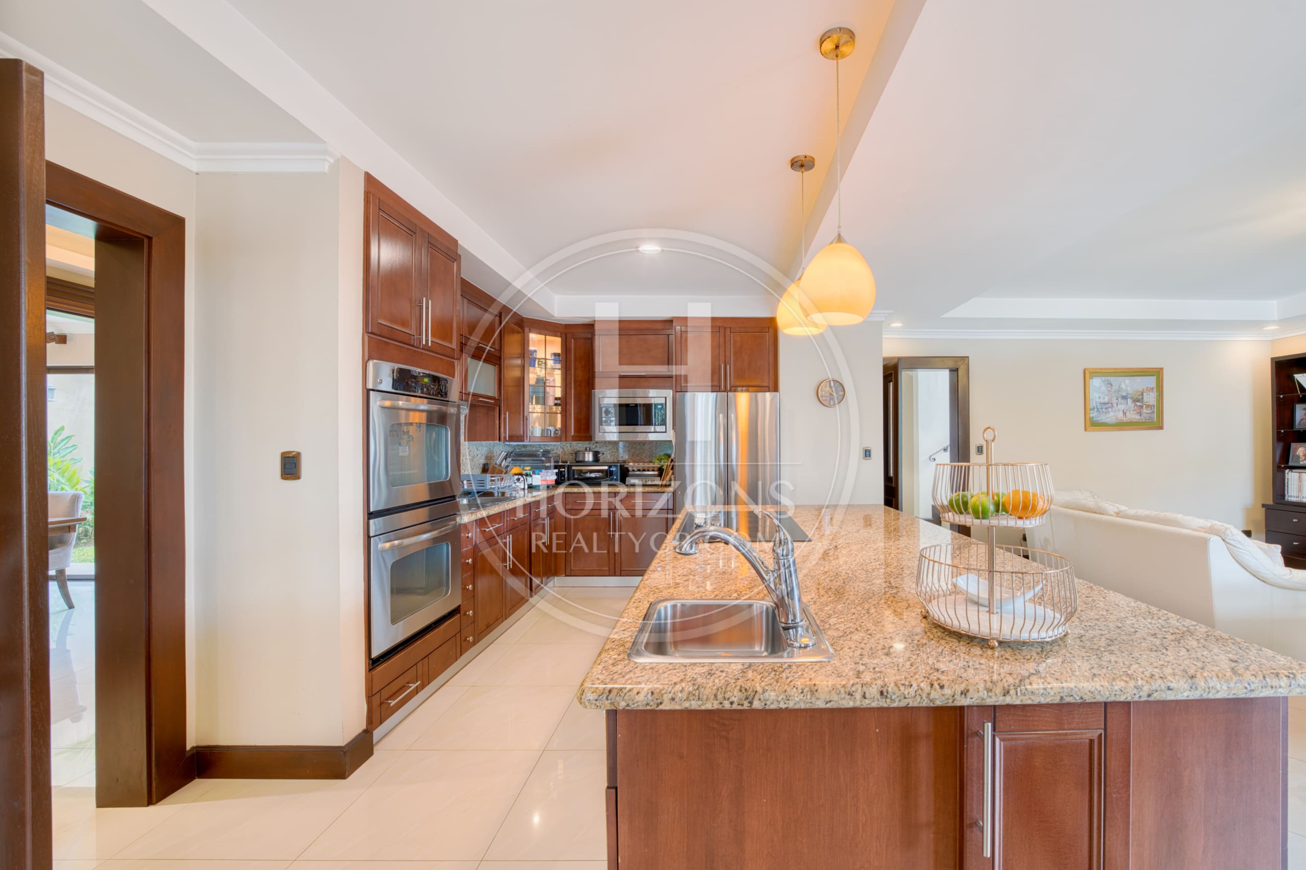 Casa de Lujo en Venta en Residencial Altamonte en Curridabat 4 Habitaciones y Terraza noj1262sb