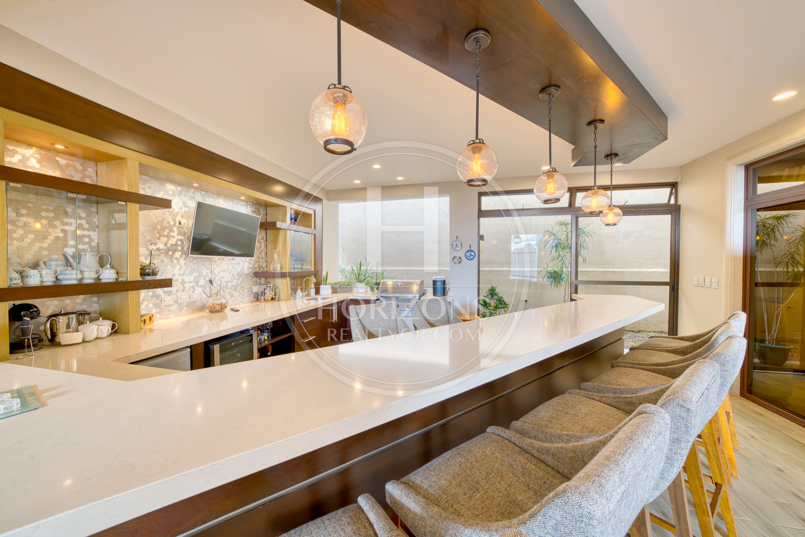 Casa de Lujo en Venta en Residencial Altamonte en Curridabat 4 Habitaciones y Terraza noj1262sb