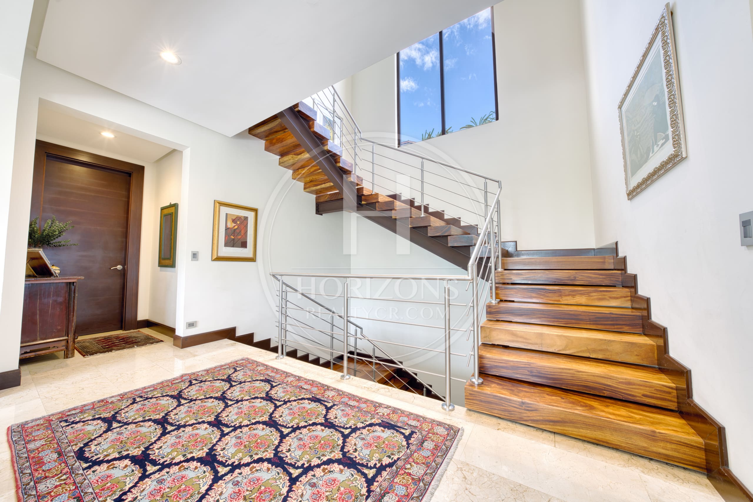 Se Vende Casa de Lujo en Condominio Hacienda Gregal 4 Habitaciones 1,800 m² de Terreno noj1273or