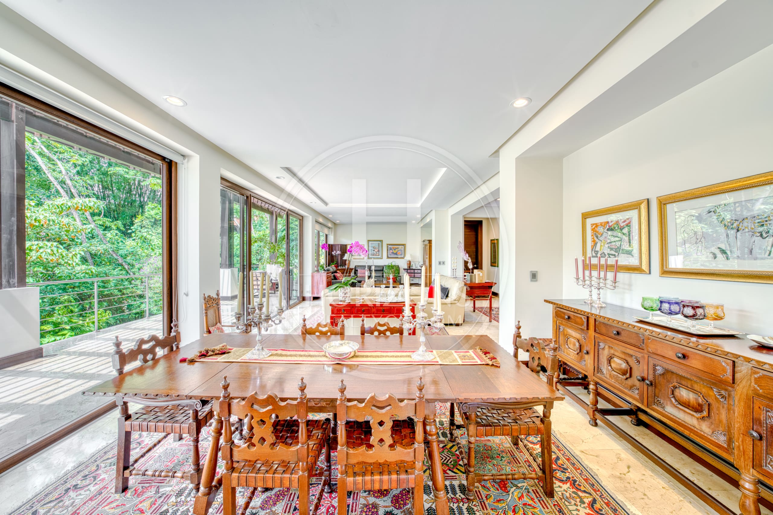 Se Vende Casa de Lujo en Condominio Hacienda Gregal 4 Habitaciones 1,800 m² de Terreno noj1273or