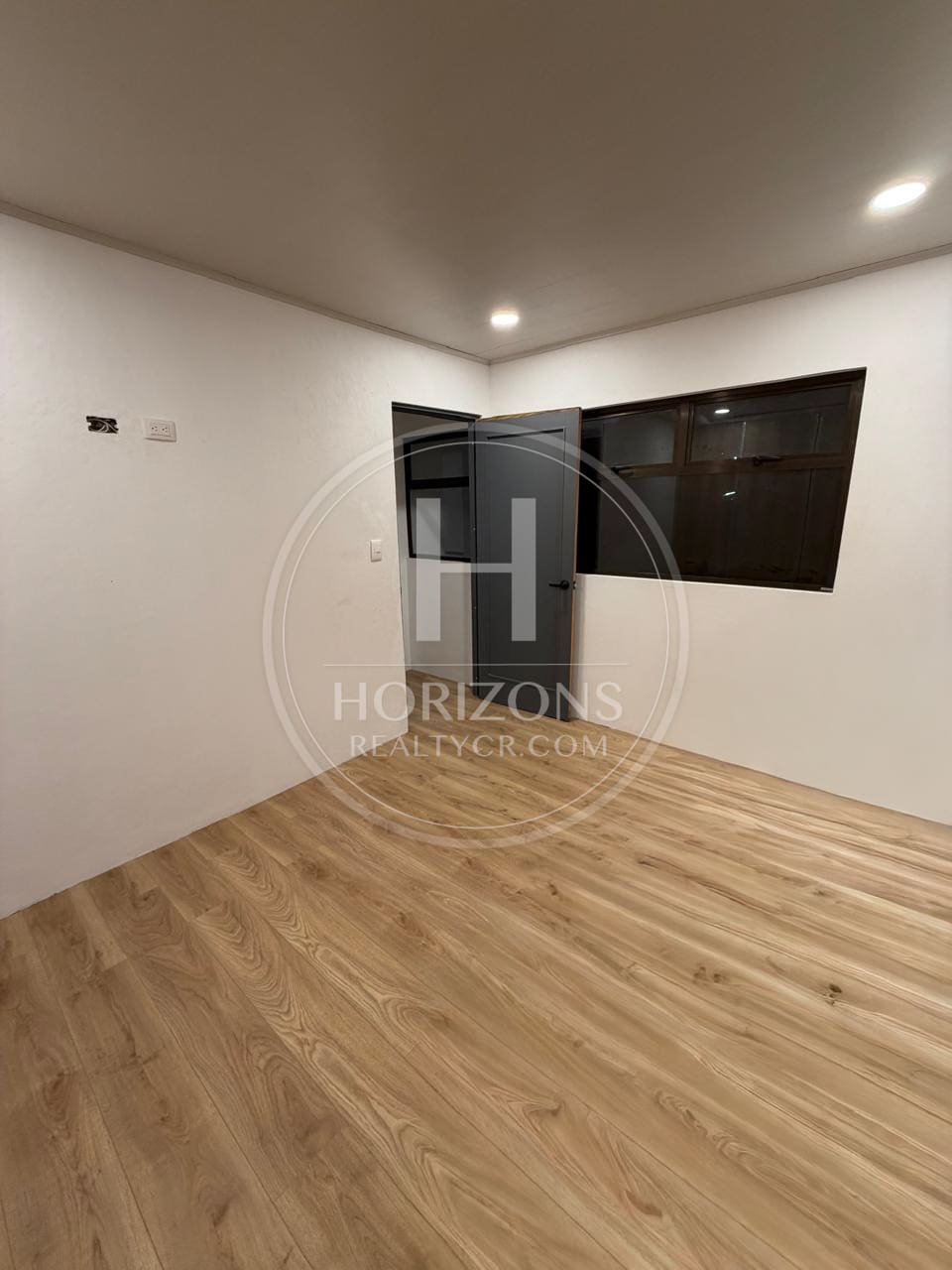 Se Alquila Casa Independiente en San Pedro 2 Habitaciones y Terraza noj1276jb