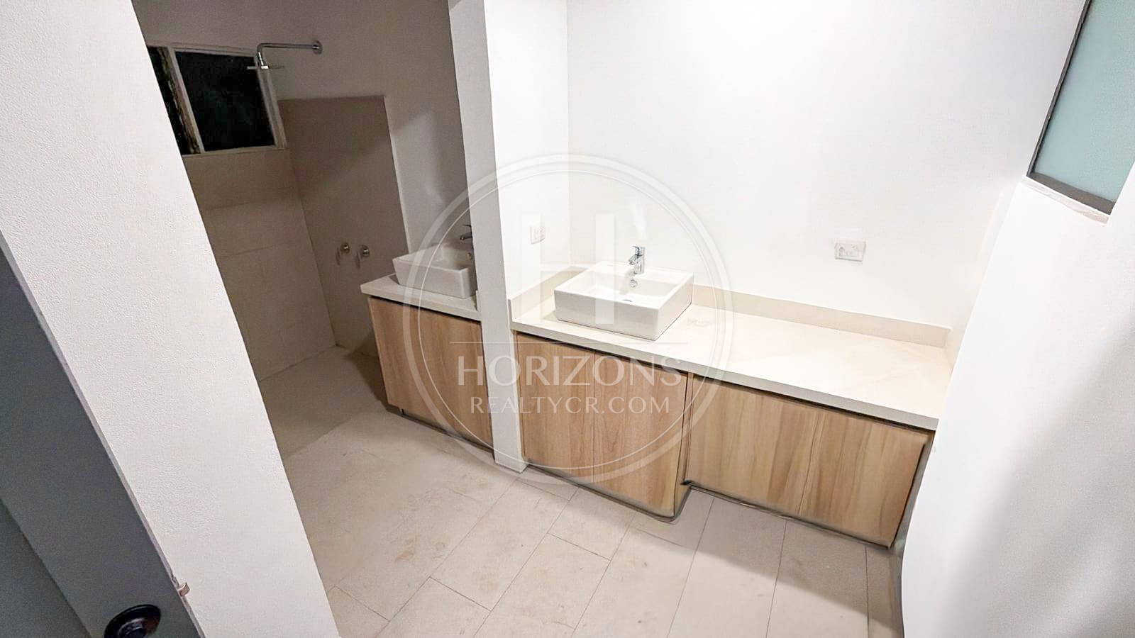 Se Alquila Casa Independiente en San Pedro 2 Habitaciones y Terraza noj1276jb