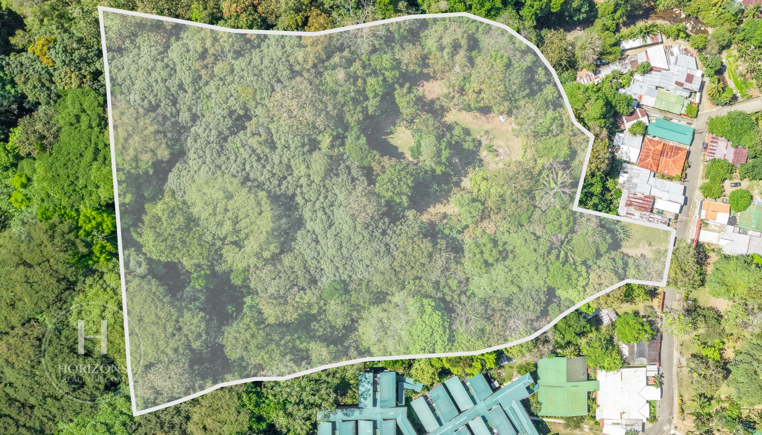 Terreno en Venta en Quebrada Ganado con Uso de Suelo Turístico, Comercial y Residencial 8,619 m² noj1275or