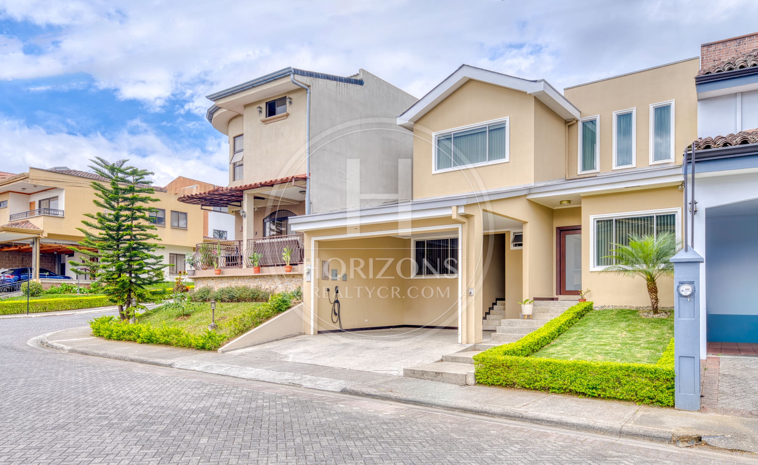 Se Vende Casa En Condominio Lomas De Granadilla Curridabat 4 Habitaciones Y Terraza Noj1271Jb