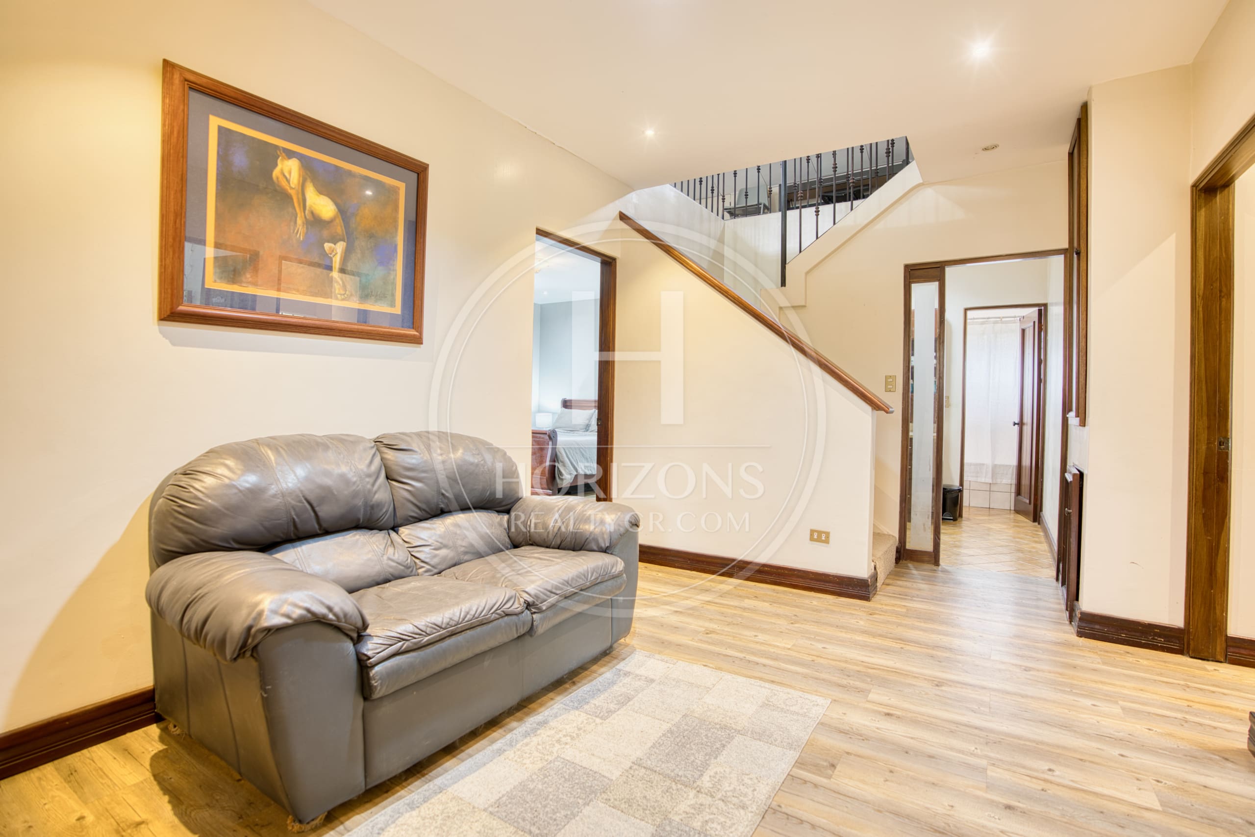 Casa de Lujo en Venta en Mata de Plátano Goicoechea con 9,258 m² de Terreno y Vistas al Valle Central noj1274jp