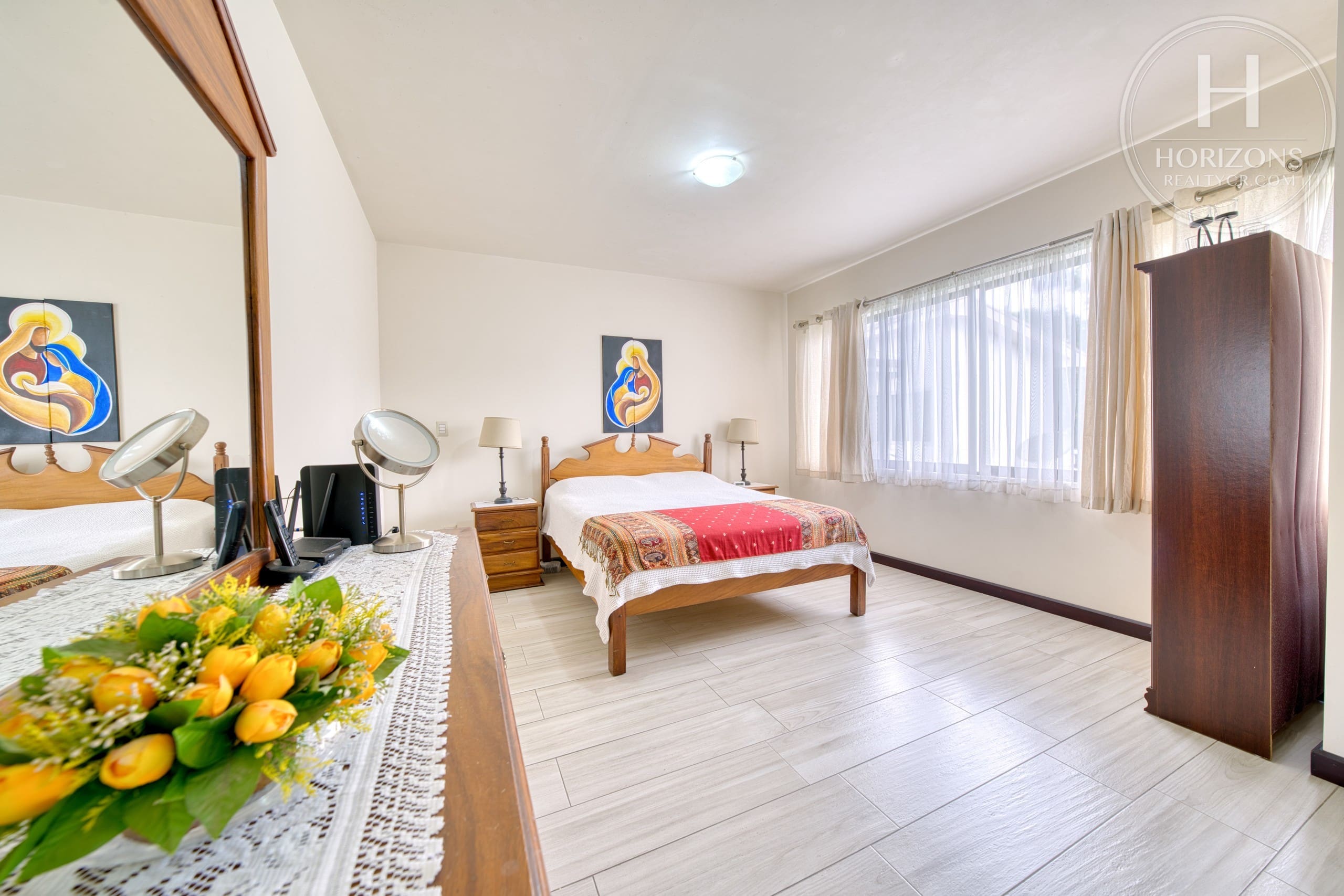 Casa con jardín en Residencial Altamonte Curridabat - habitación 2 otro ángulo