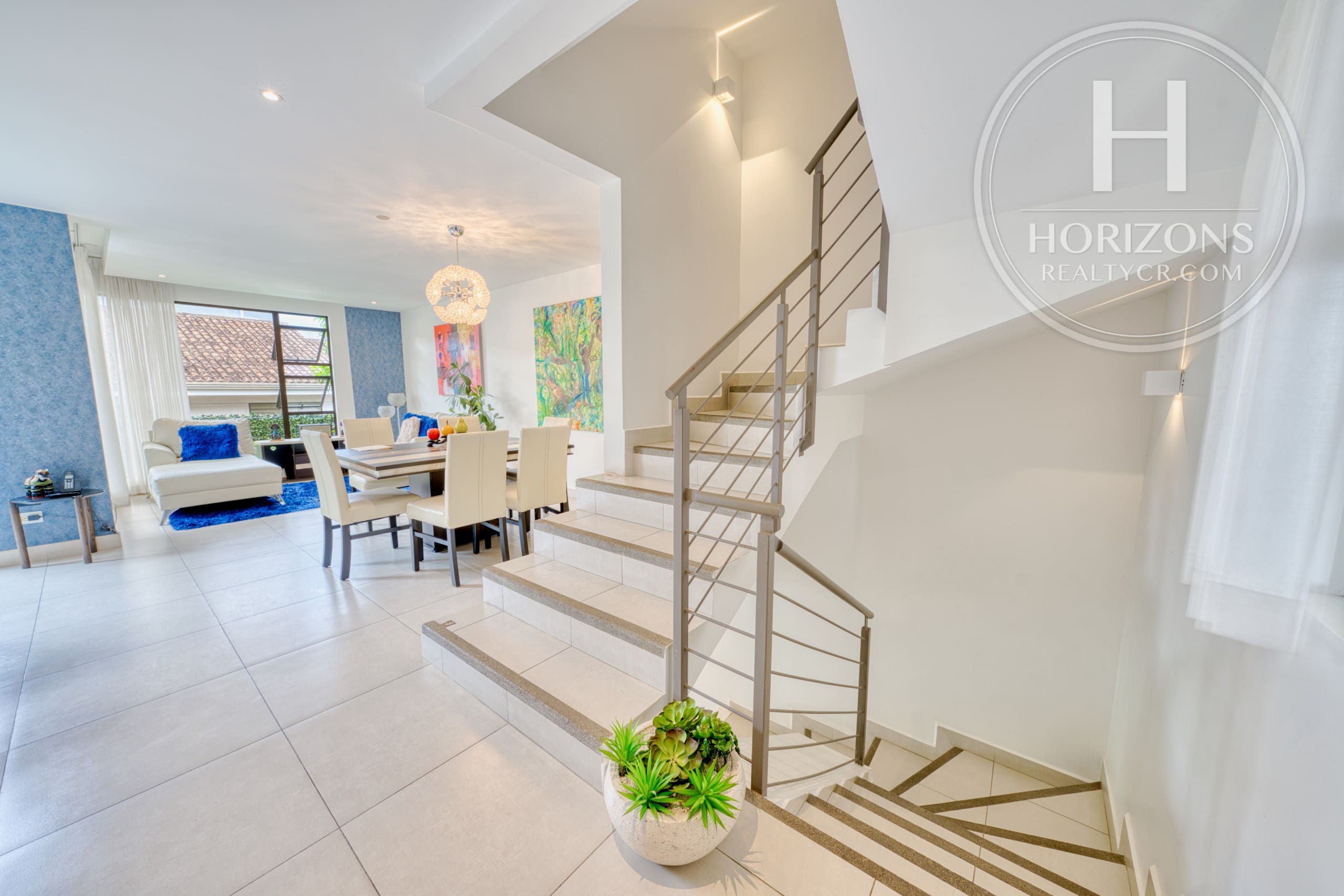 Casa en Venta en Condominio La Estefana en Sabanilla 3 Habitaciones más Mezzanine y Vista a Áreas Verdes nja1408dm