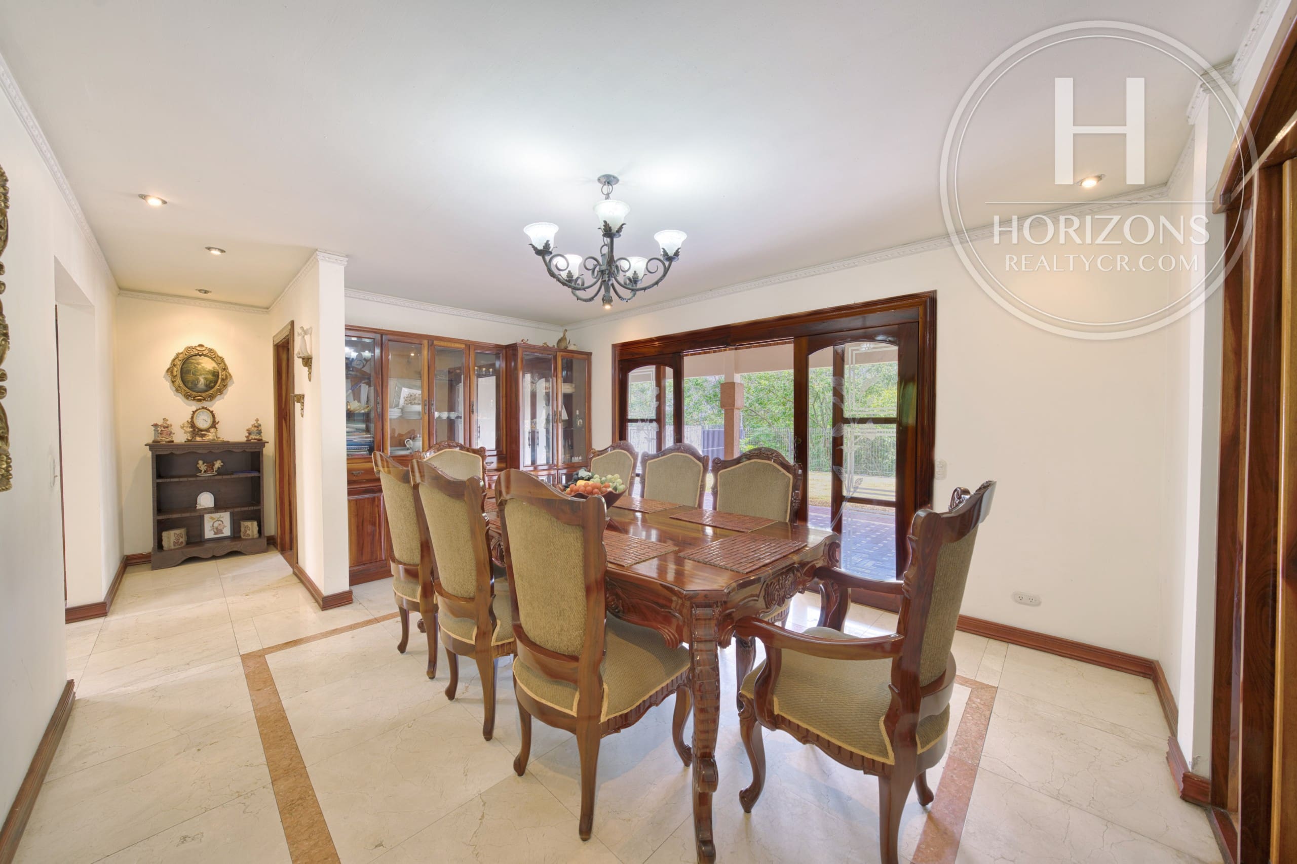 Casa en Venta en Residencial Altamonte Granadilla Curridabat Amplia Zona Verde con Vista a Reserva nja1406sb