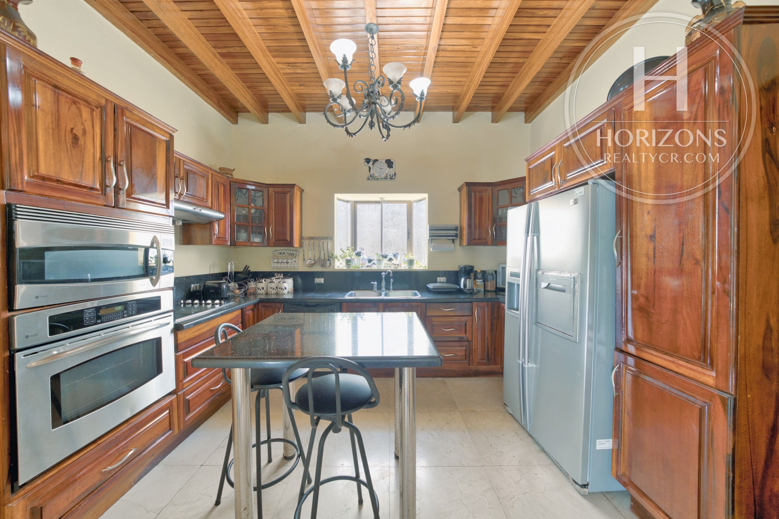 Casa en Venta en Residencial Altamonte Granadilla Curridabat Amplia Zona Verde con Vista a Reserva nja1406sb