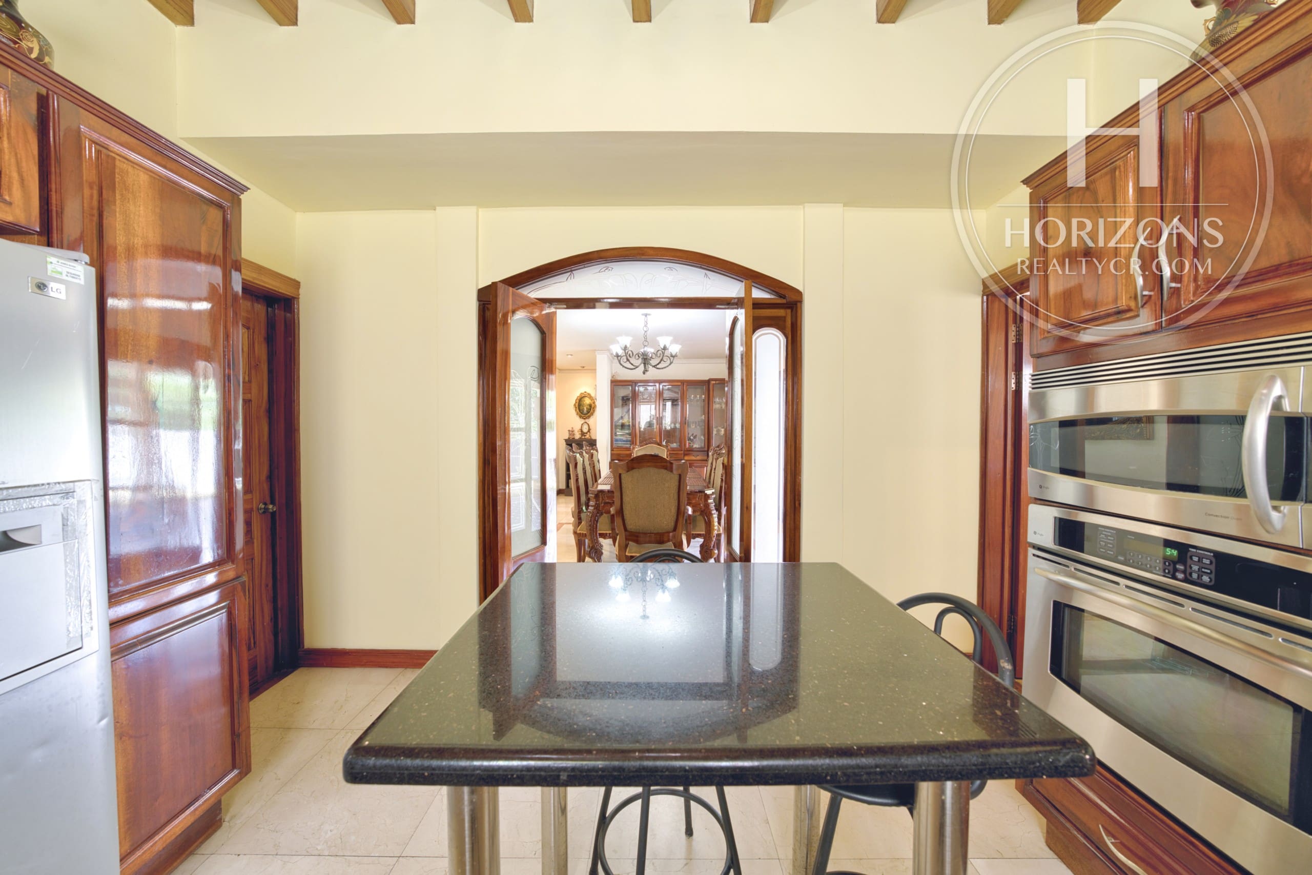 Casa en Venta en Residencial Altamonte Granadilla Curridabat Amplia Zona Verde con Vista a Reserva nja1406sb